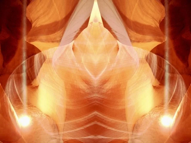 Sample images of The Bressani Oracle card deck 