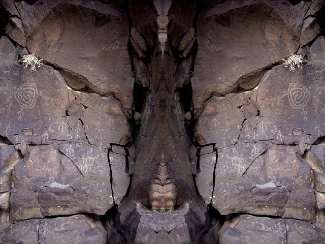 Sample images of The Bressani Oracle card deck 