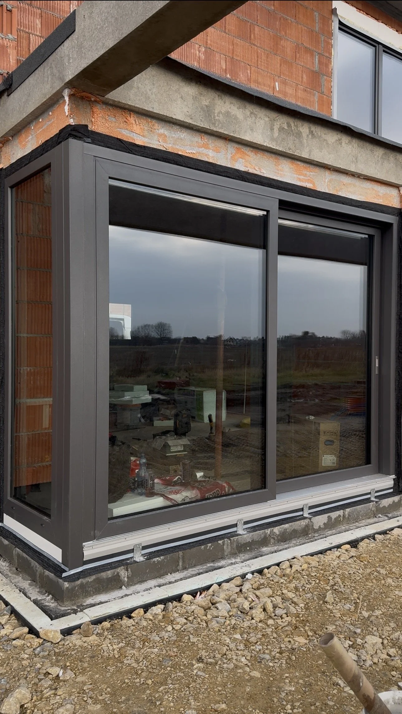 Okno typu fix łączone narożnie z HST