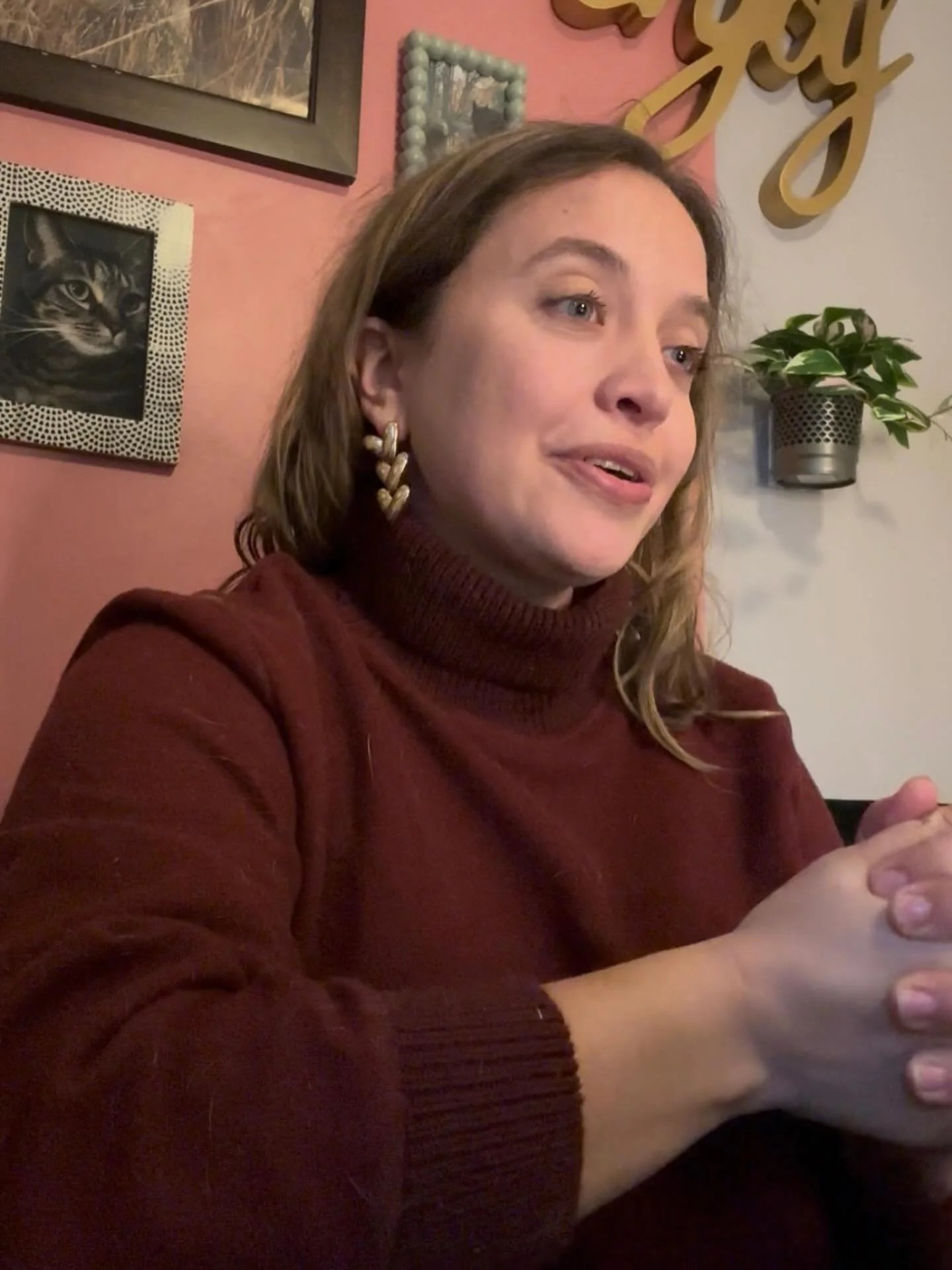 People respond to clarity, not complexity.

It&rsquo;s such a &ldquo;DOH! Of course they do.&rdquo; moment when you realize&hellip;

And that&rsquo;s why it&rsquo;s a central tenet of good, quality marketing.

I was on a coaching call the other day, 