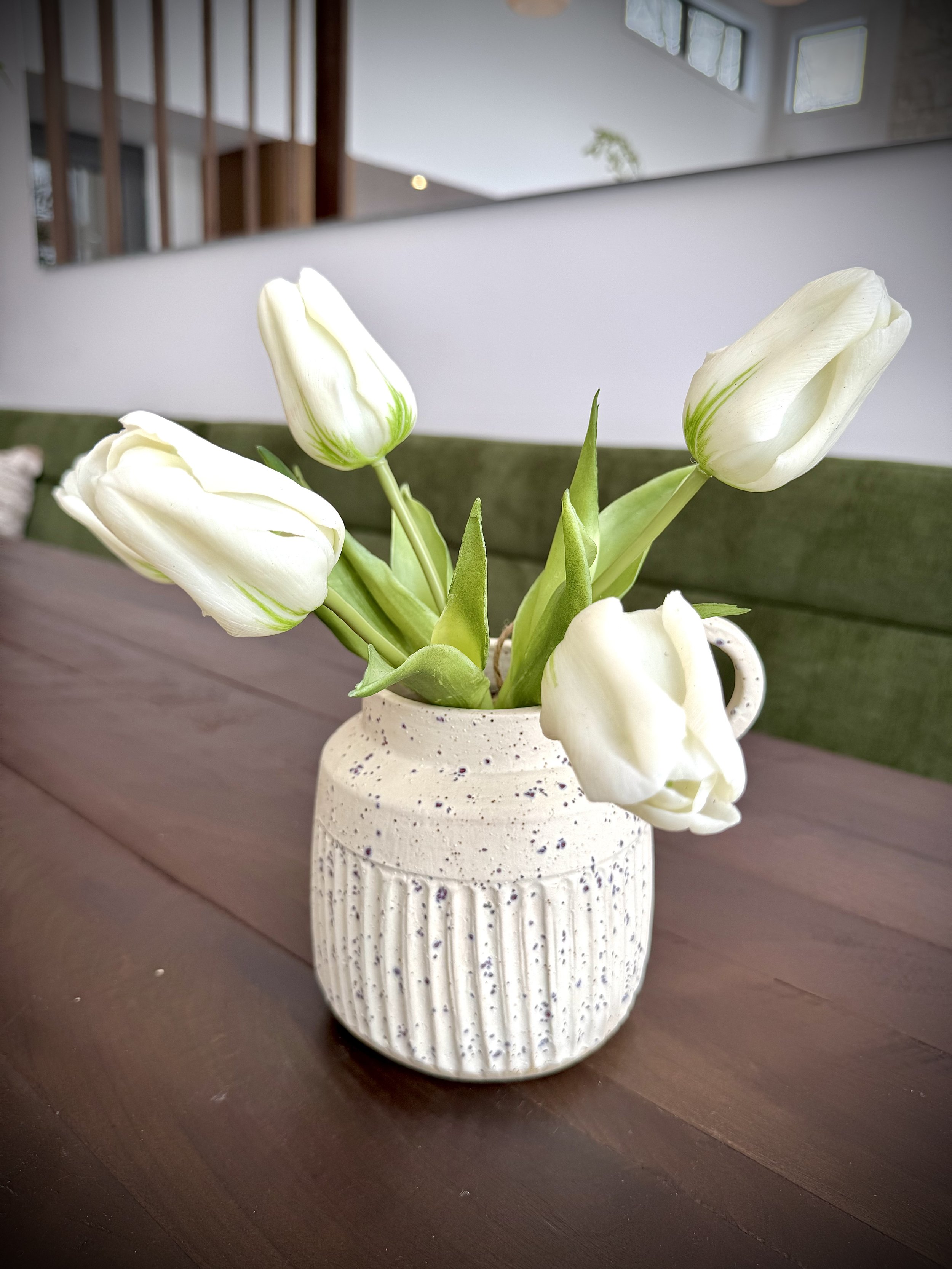 Vase a Fleurs - Blanc mat avec textures bleues