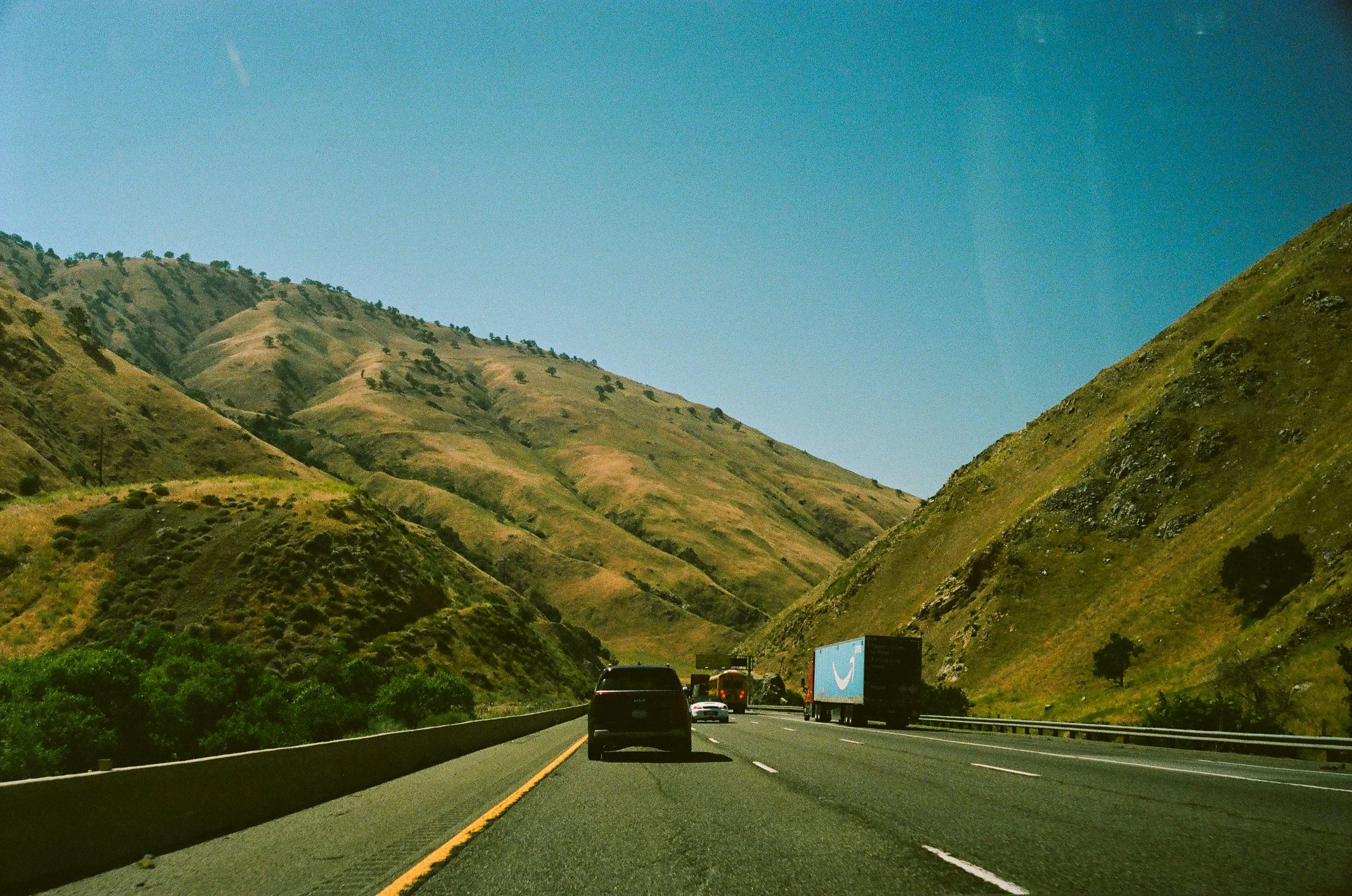 473522930001_0A.jpg