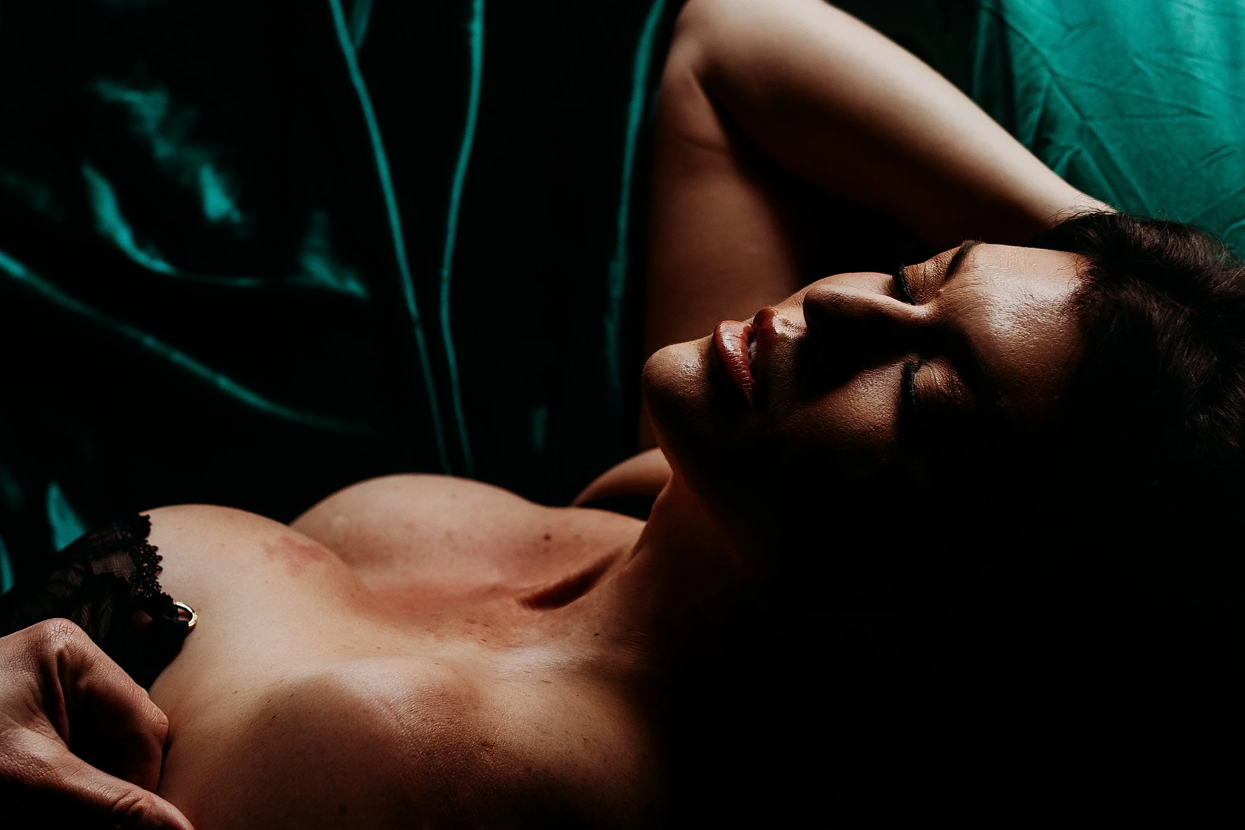 Tiffany Daniel Studios Houston Texas Boudoir Photographer_3694-Edit.jpg