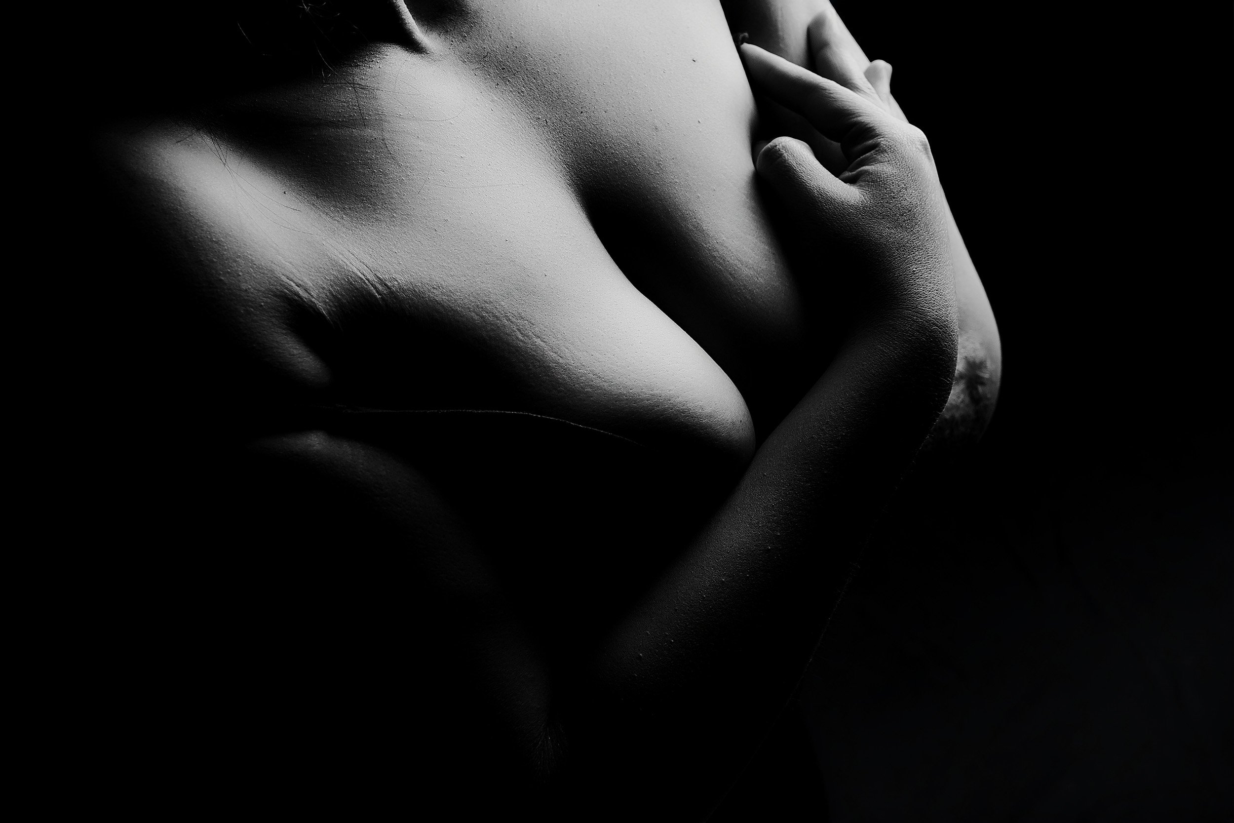 Tiffany Daniel Studios Houston Boudoir Photographer 20251222_403.jpg