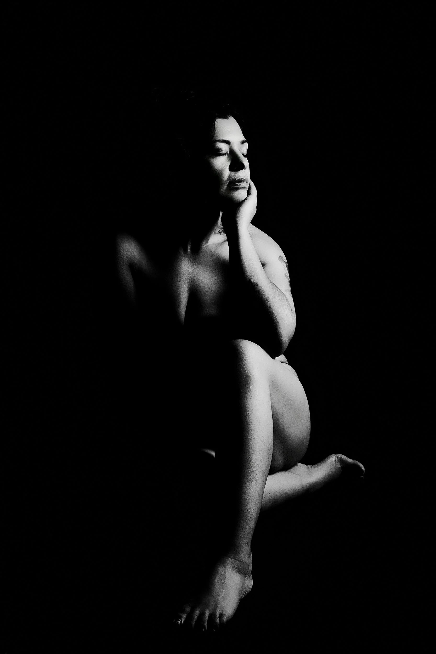 Tiffany Daniel Studios Houston Boudoir Photographer 20251222_416.jpg