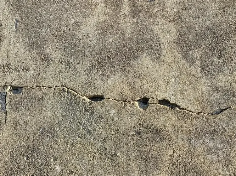 crack repairs for concrete surfaces