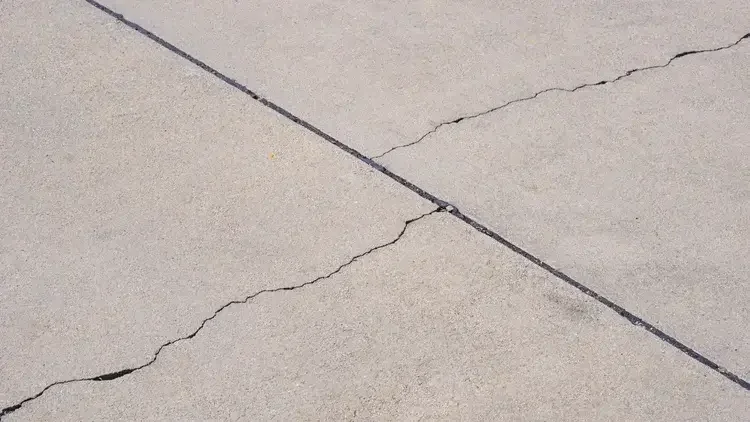 Aurum crack injections in Edmonton