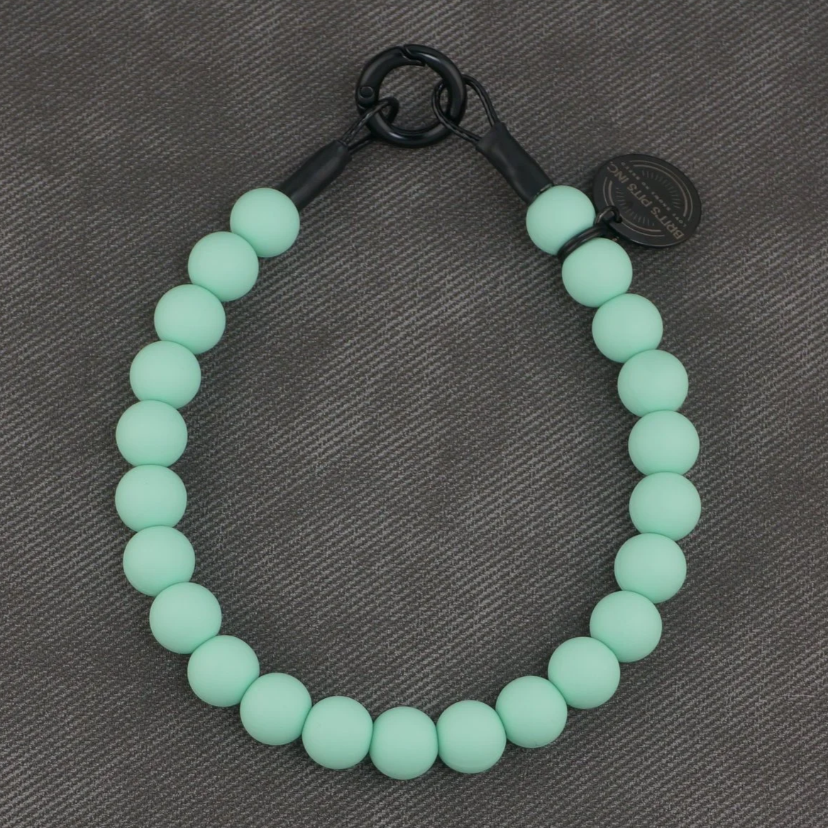 Stylish Custom Dog Collars and Necklaces in blue, mint, green near me