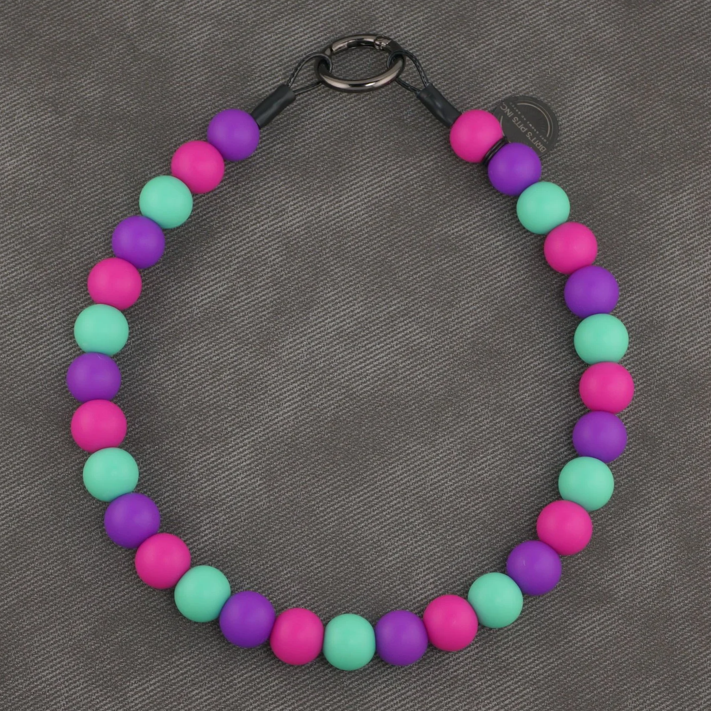 Stylish Custom Dog Collars and Necklaces in bright pink, fuchsia, teal, purple