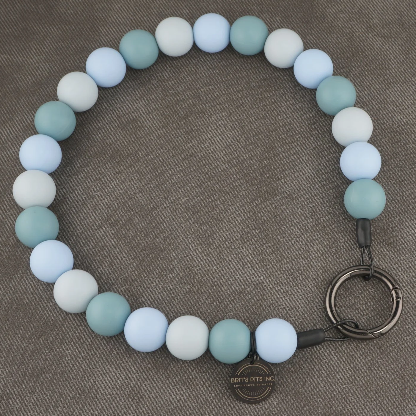 Stylish Custom Beaded Dog Collars and Necklaces in light pastel blue and gray near me