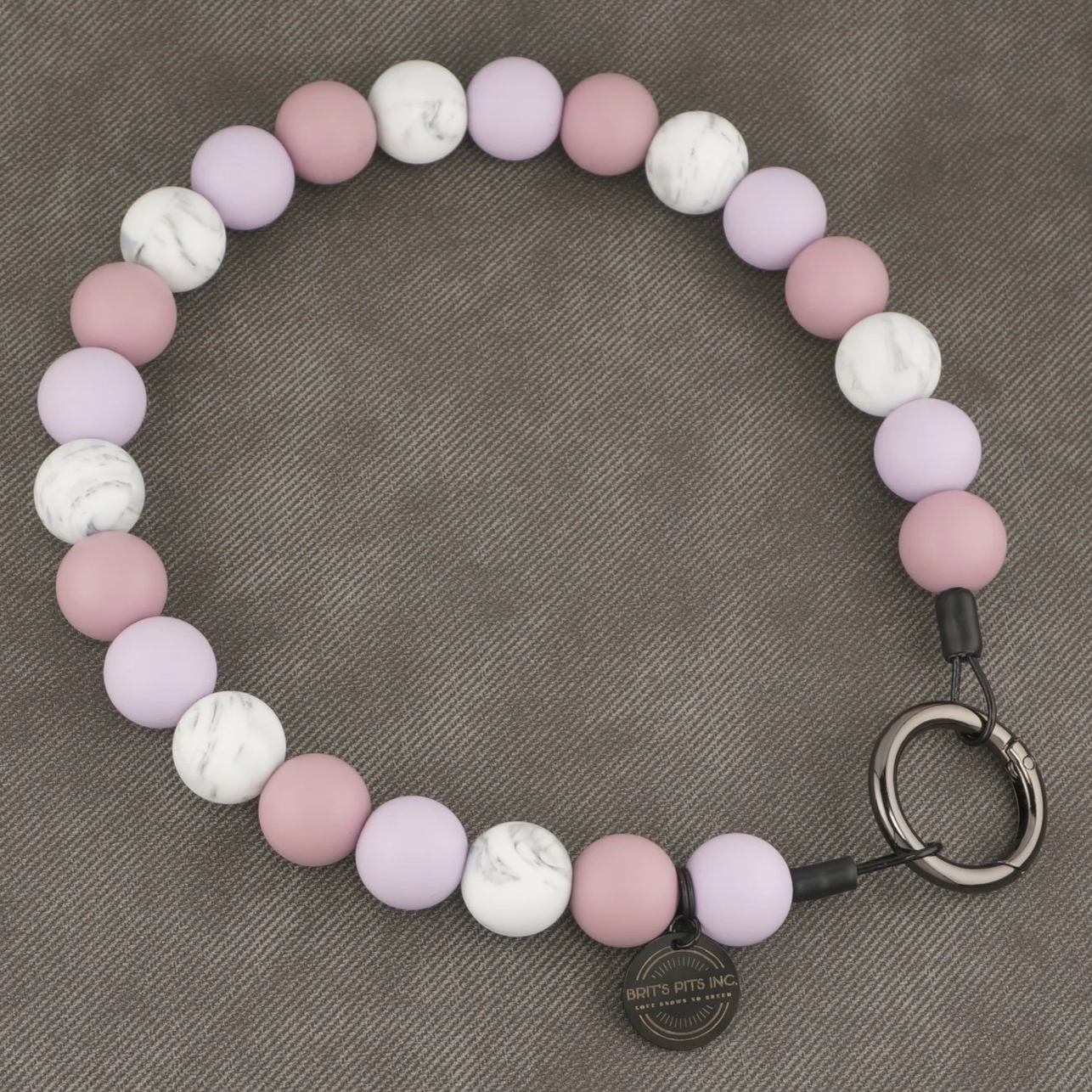 Stylish custom beaded dog collars and necklaces in pink near me