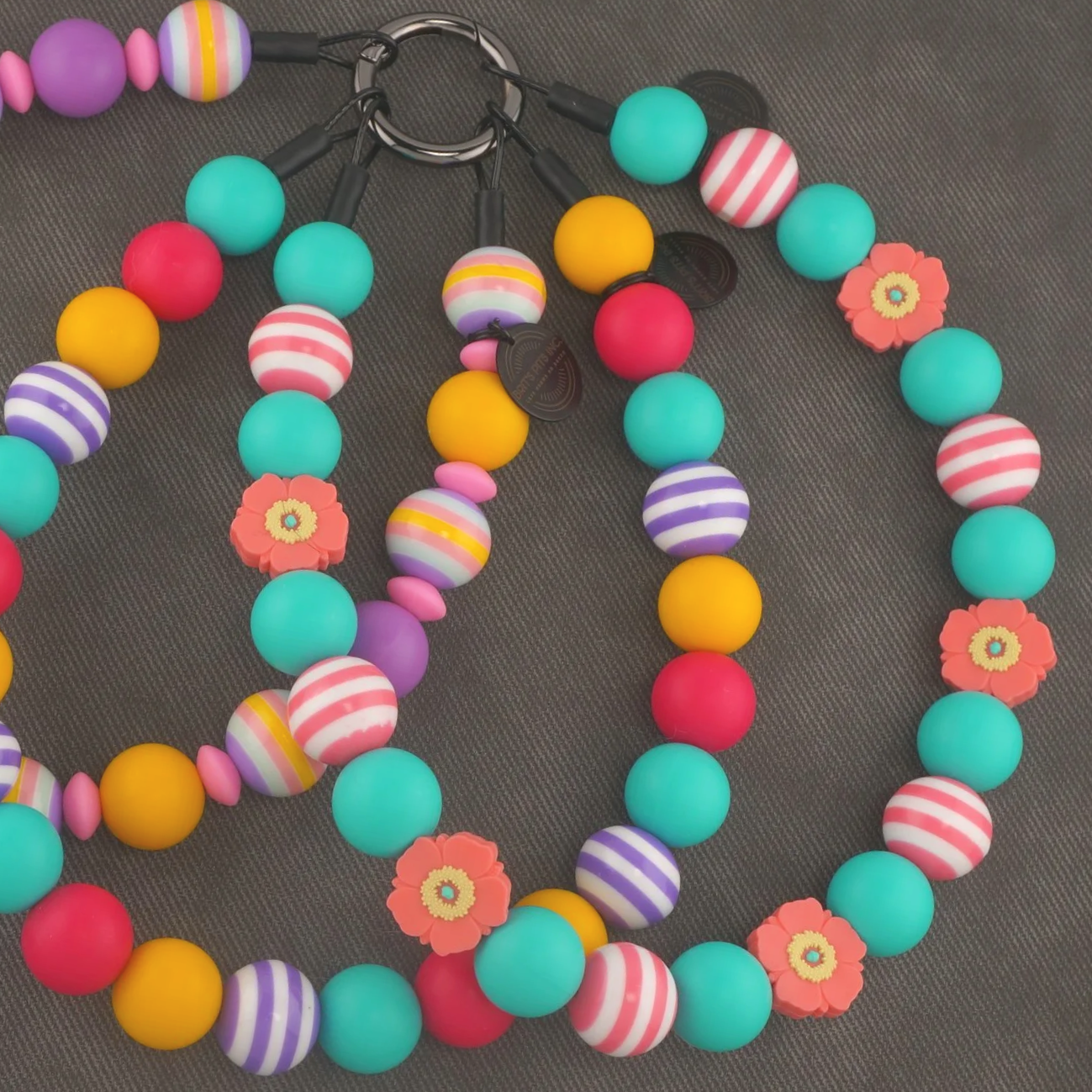 Dockside Darlin' - Stylish beaded dog collars and necklaces with pink poppy accents and teal