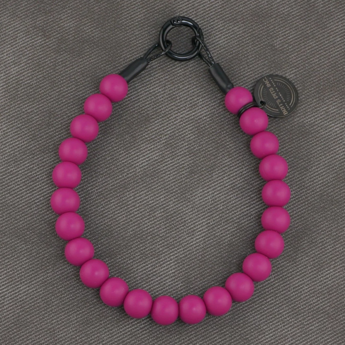 Stylish Custom Dog Collars and Necklaces in dark pink, magneta