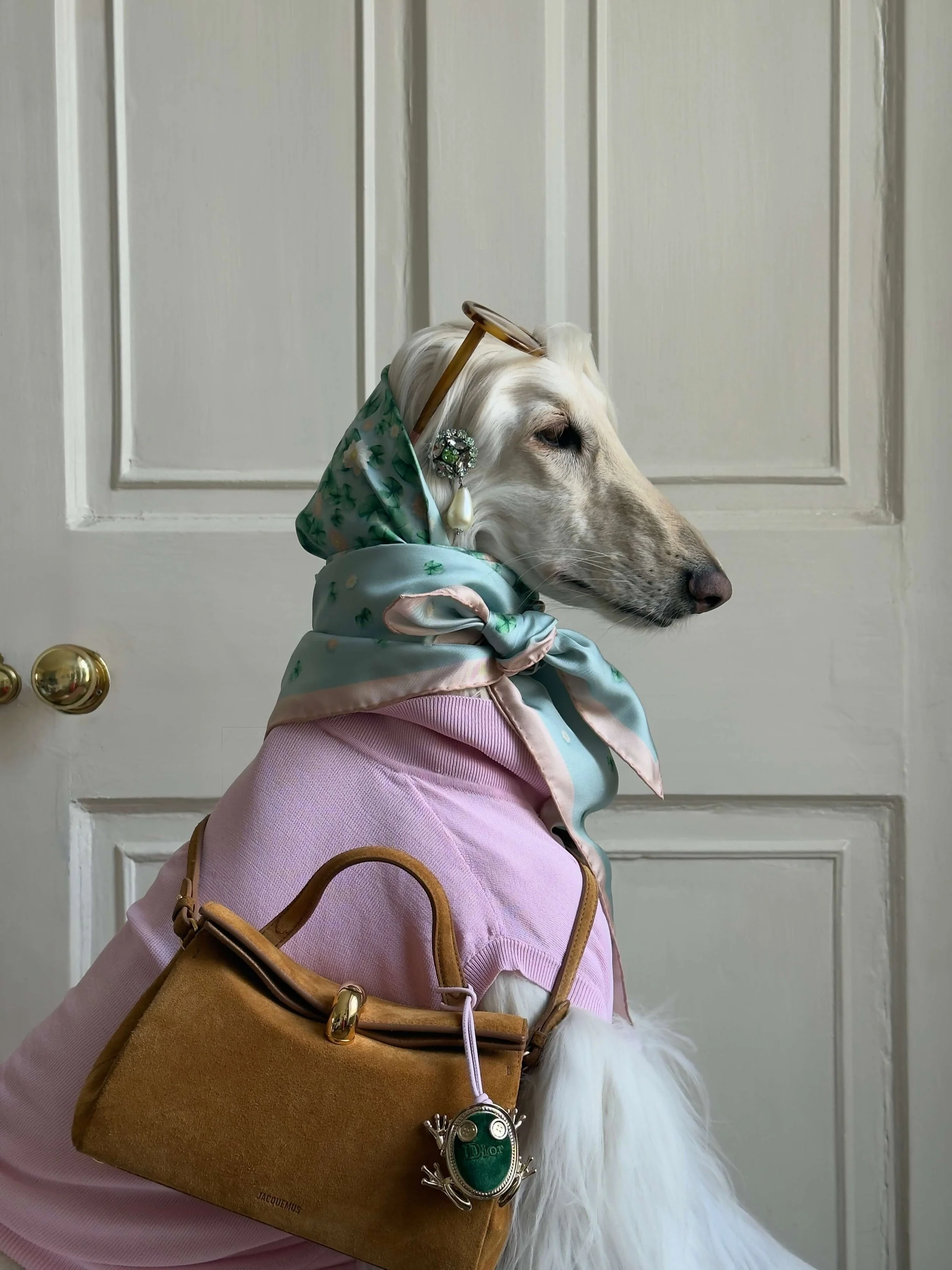 samantha wearing dior and jacquemus