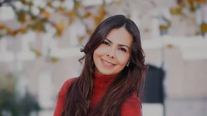 Daniela Mejia, psychologist offering online therapy for people living abroad