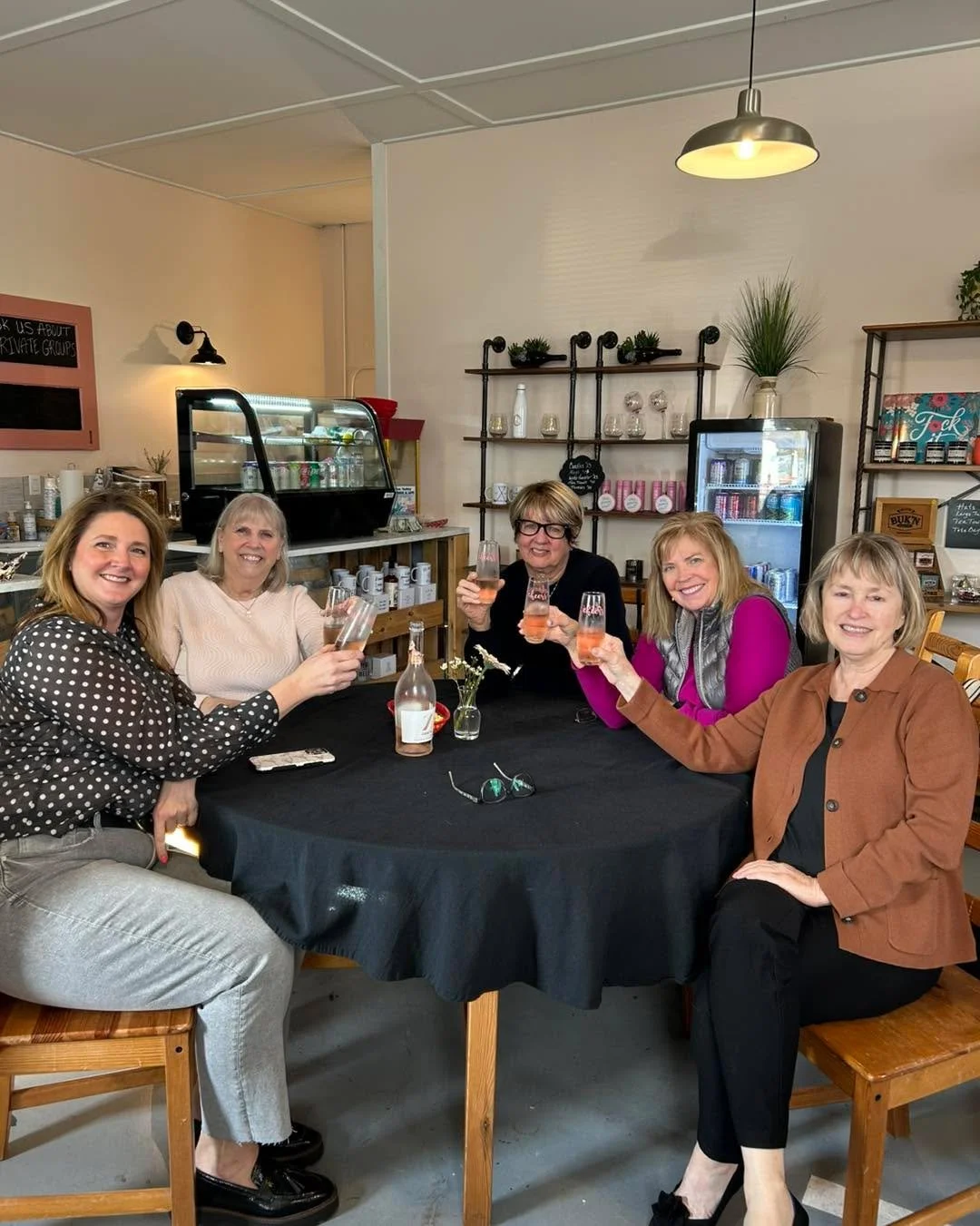 🥂 Bubbles Club Reminder! 🥂

Today&rsquo;s the day for our Bubbles Club Pick-Up Party and we&rsquo;re so excited to celebrate with you!

Just a quick reminder that Runway Market will be closing at 3:30 PM today so we can get ready and head over for 