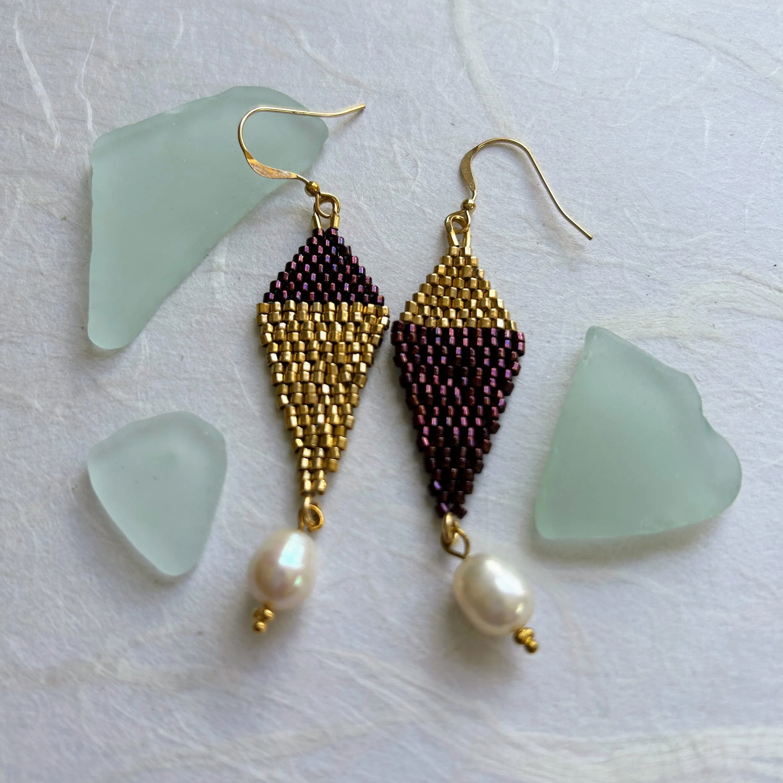 fūrin earrings - burgundy pearl