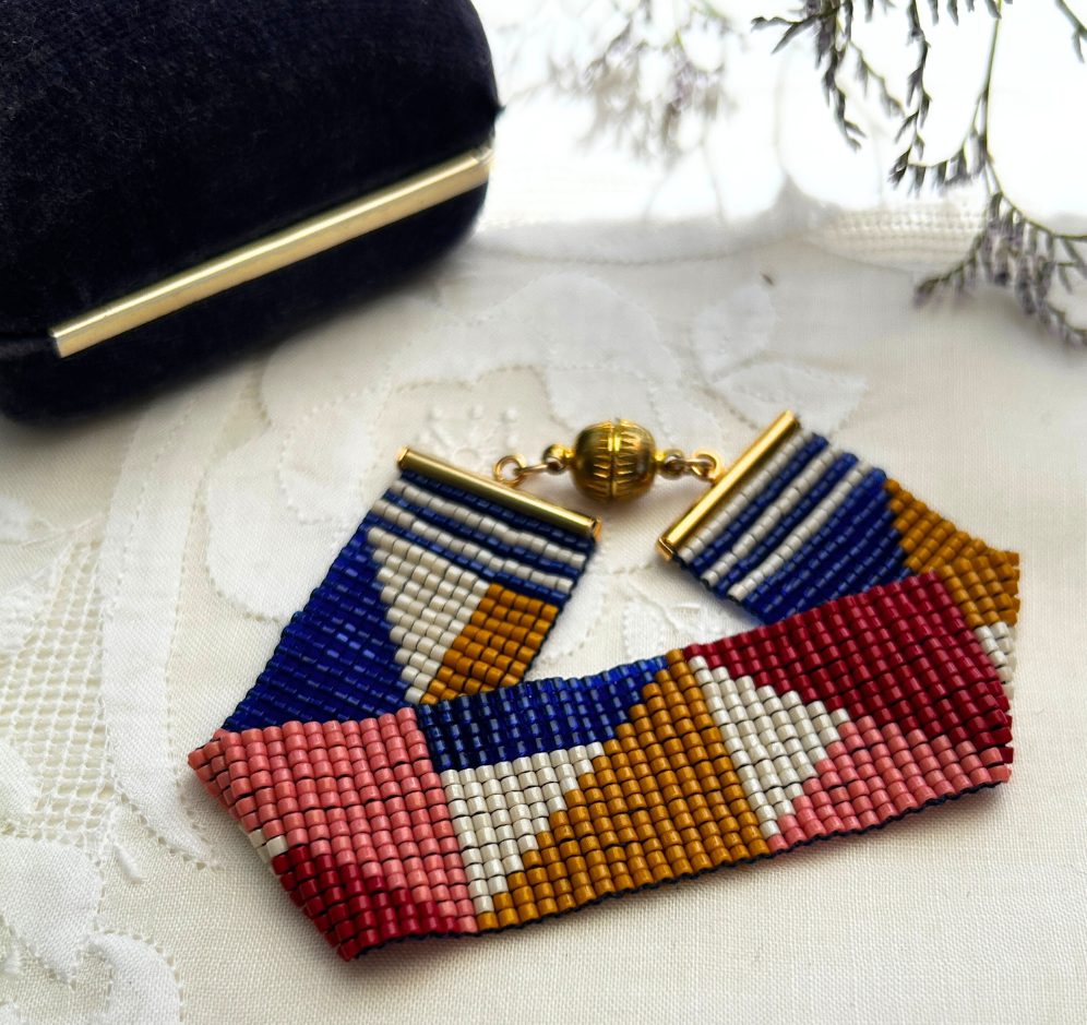 sankaku edit close up.png