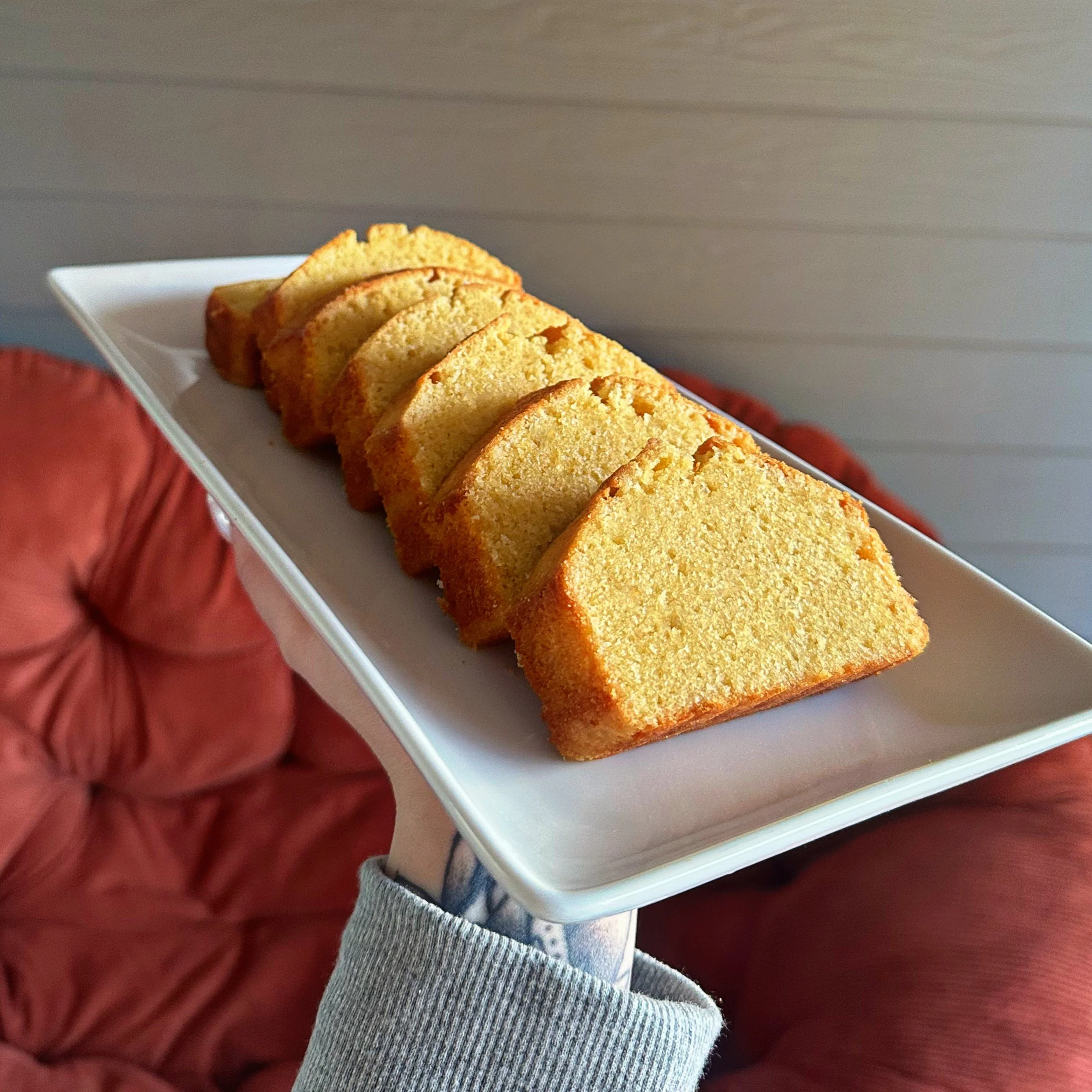 MODERN BAKERY POUND CAKE