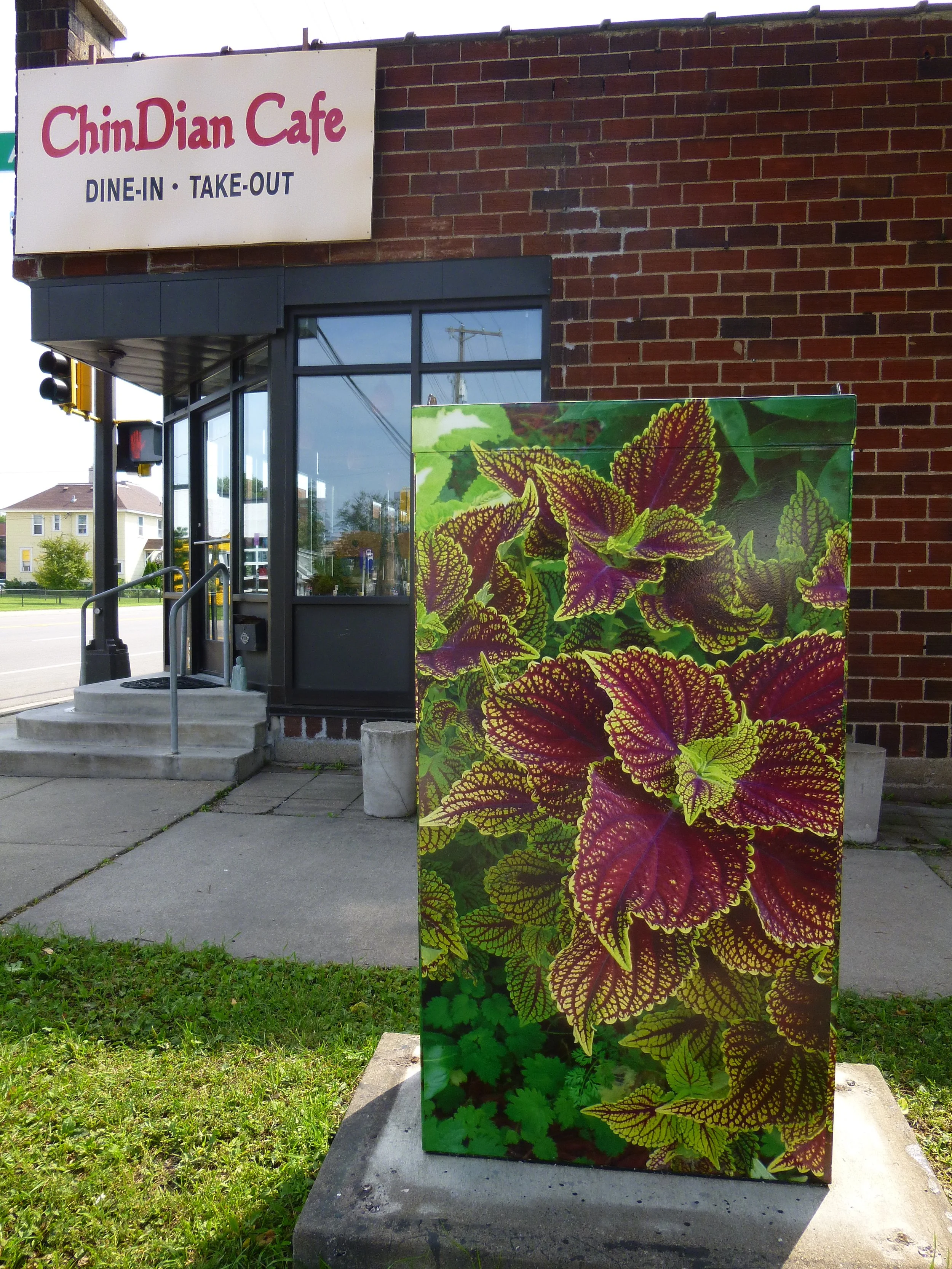utility-box-east-hennepin.JPG