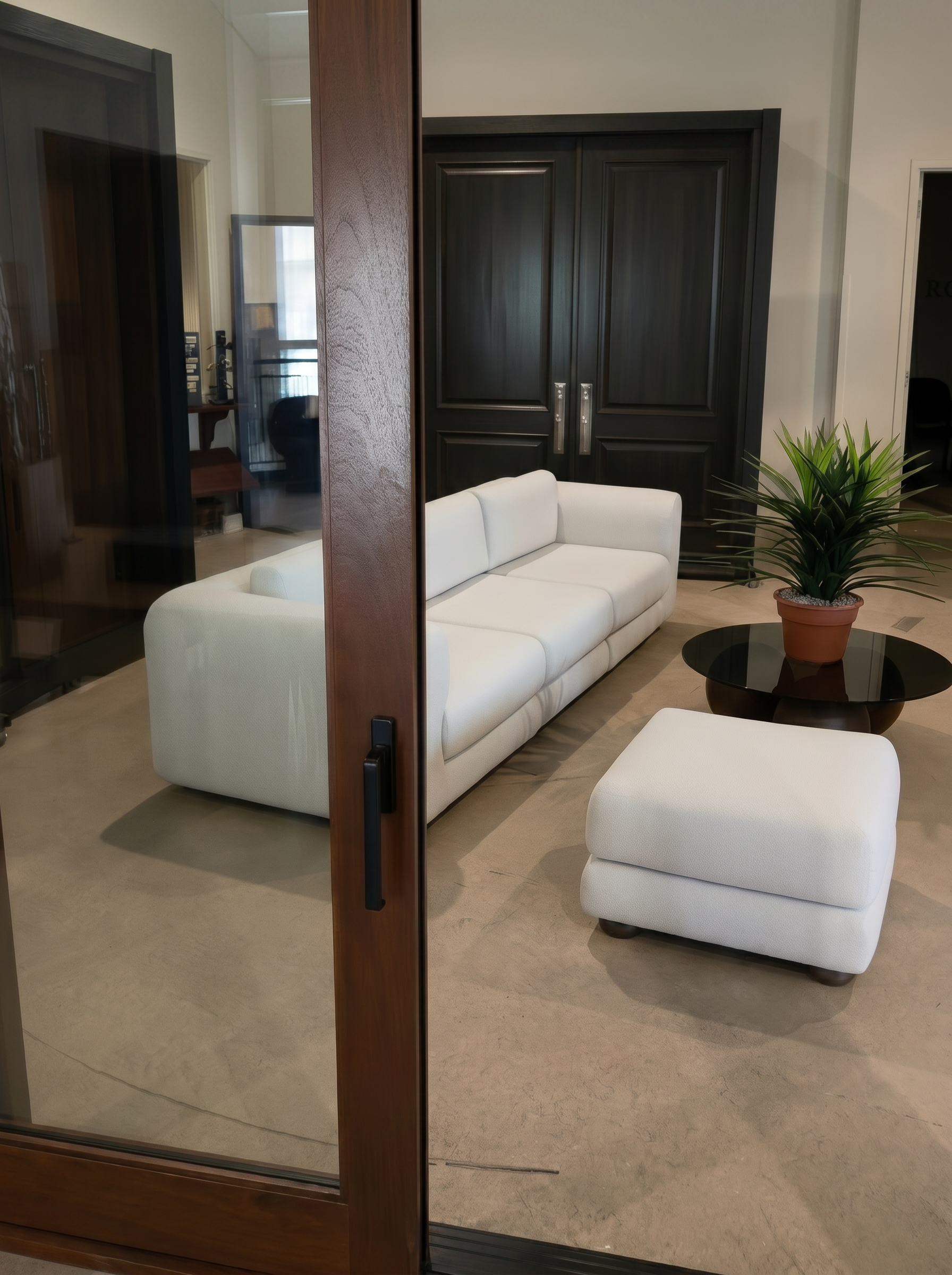 Bourassa Bosquet Bachand porte levante-coulissante sur-mesure - Salle de montre
