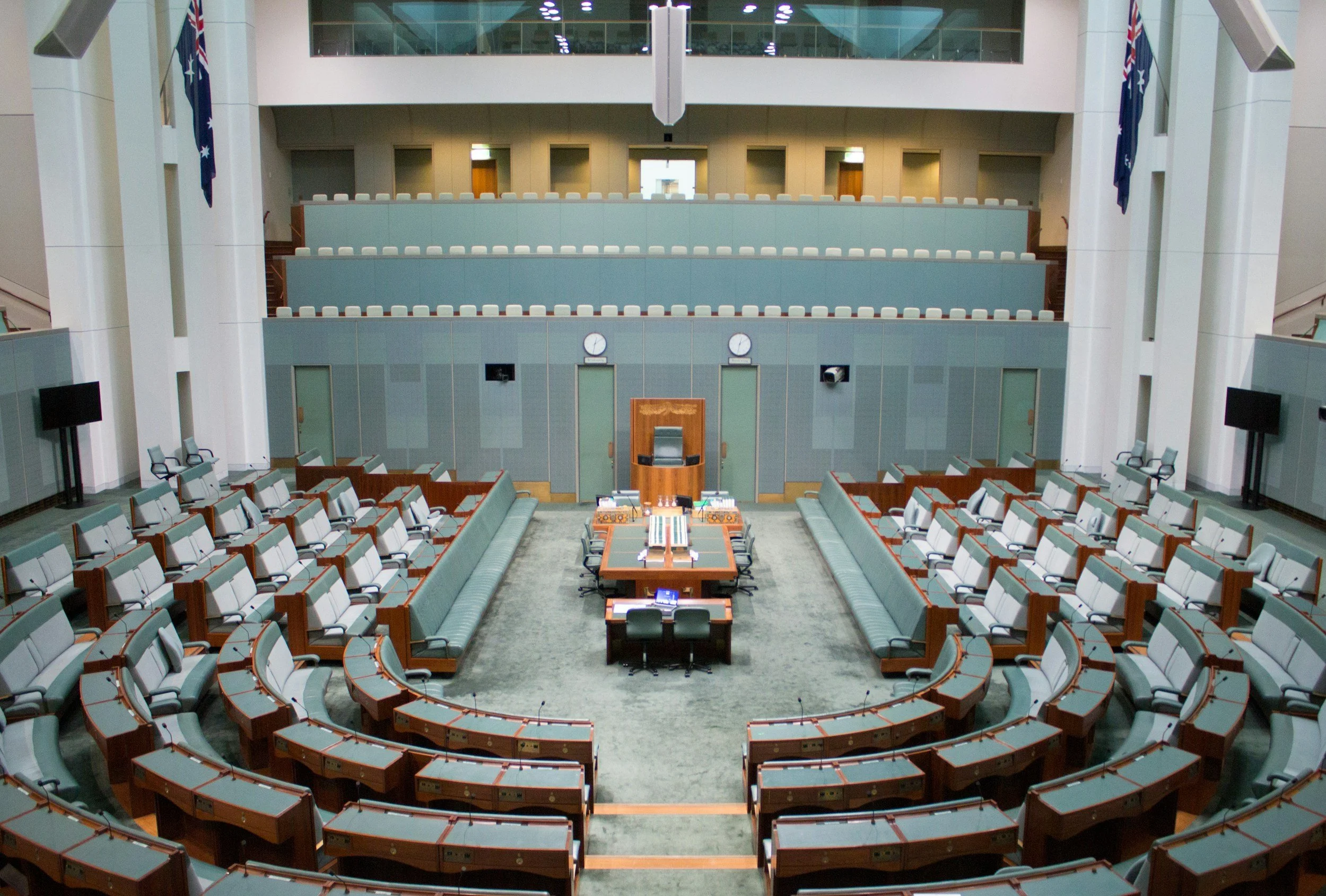 21 YEARS COVERING POLITICS: LESSONS FROM THE PARLIAMENT AND THE PROMISING ROLE OF YOUTH IN AUSTRALIAN POLITICS