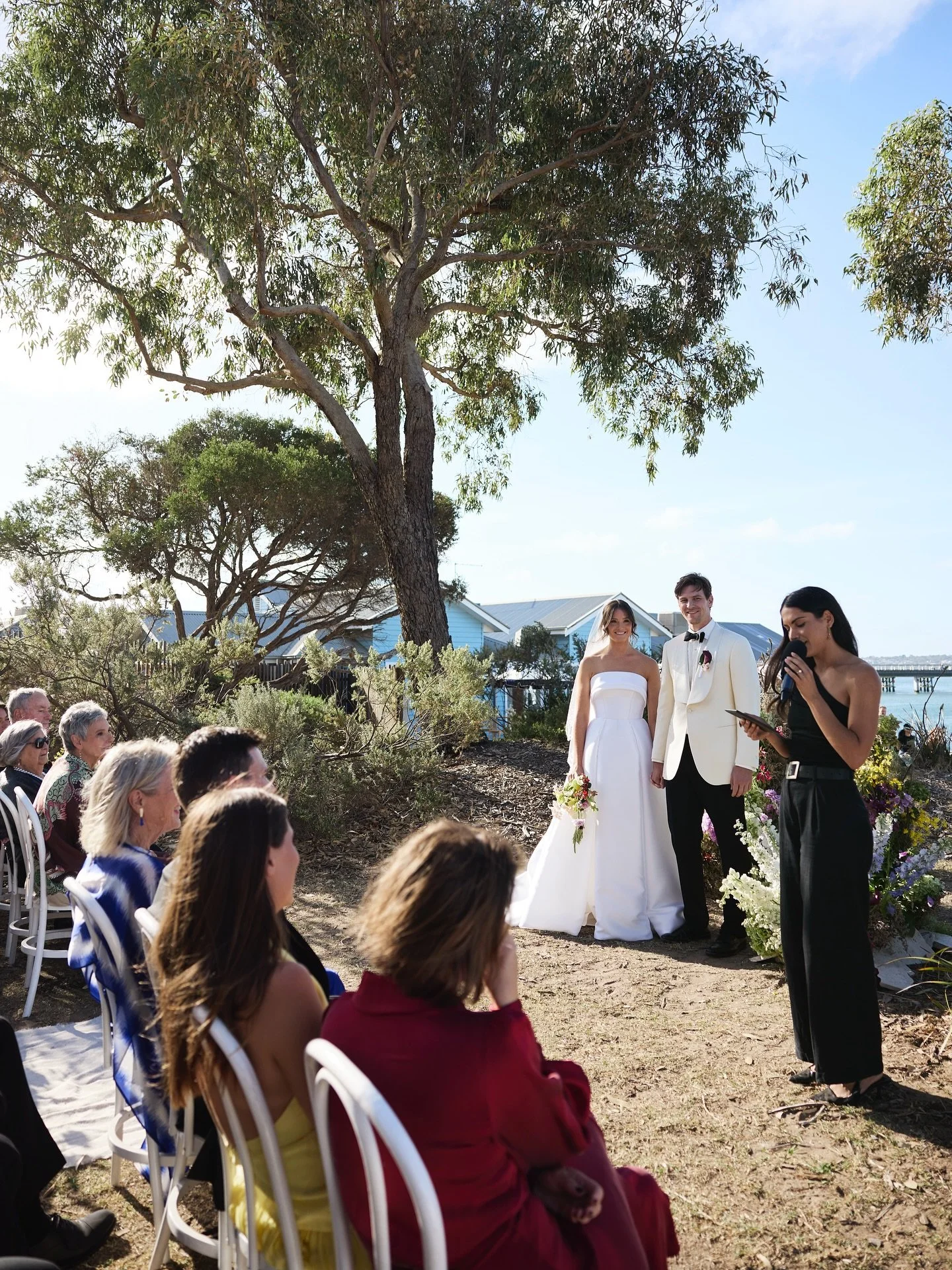 Let's vary the positioning. Let's give you all the angles. Let's make your ceremony SWEET for the cameras but just as importantly, SWEET for how it actually feels to stand where you're standing. Grace and Alex's felt pretty sweet if you ask meeeeee x
