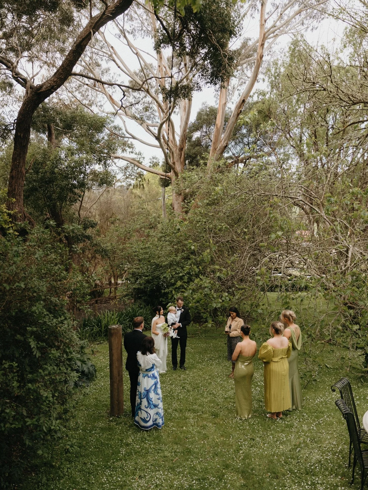 Not here to make 2026 wedding trend predictions but if we happen to have just as many down to earth duos considering super intimate elopements instead of the big shebang, we won't be mad...

Pictured: the most relaxed, organic ceremony last month for