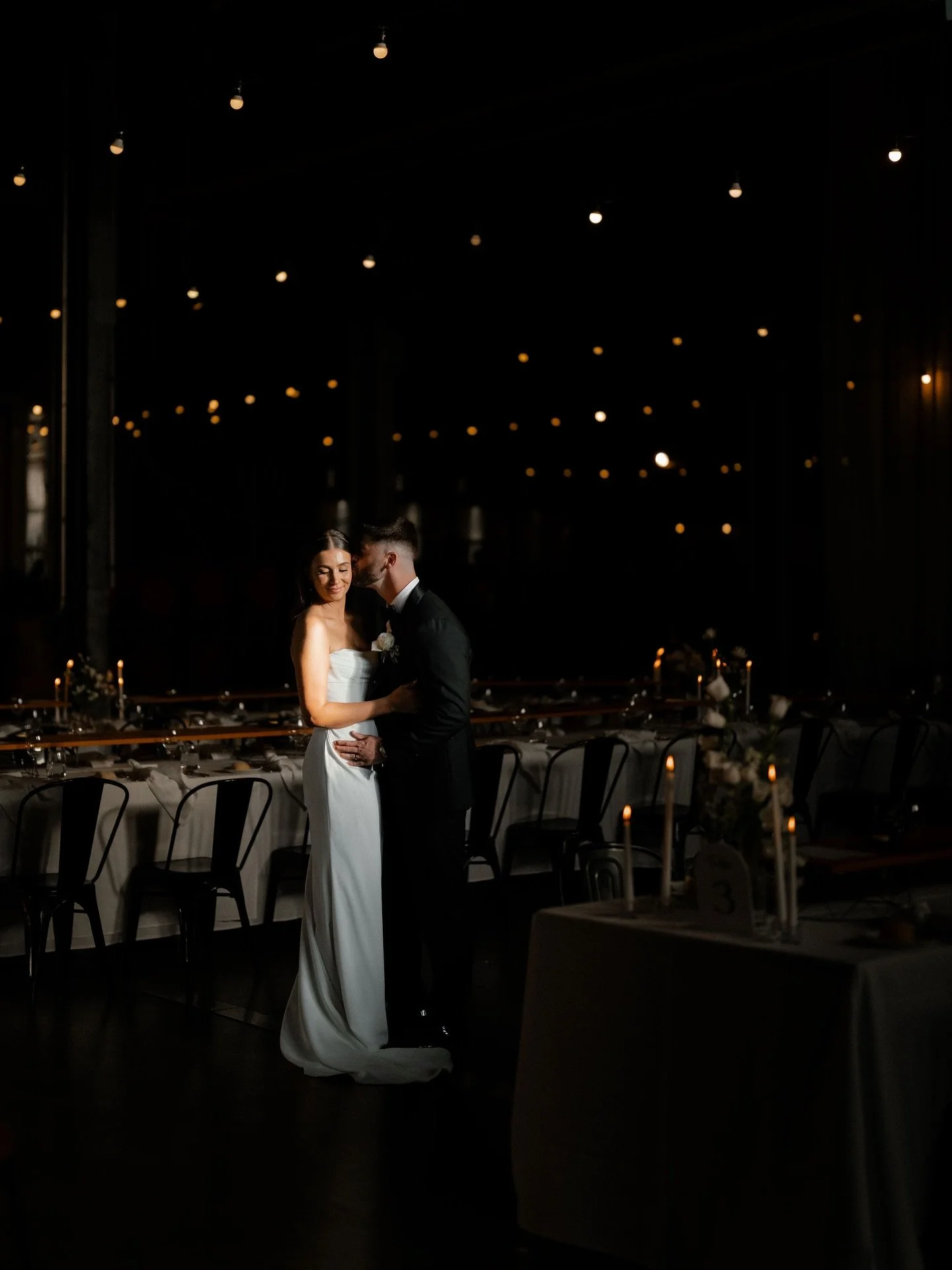 Certain celebrations and certain limitlessly legendary lovers remain on my mind for a long, long, extra long time thereafter... case in point: The Potters x

📷: @weddingsbyheston