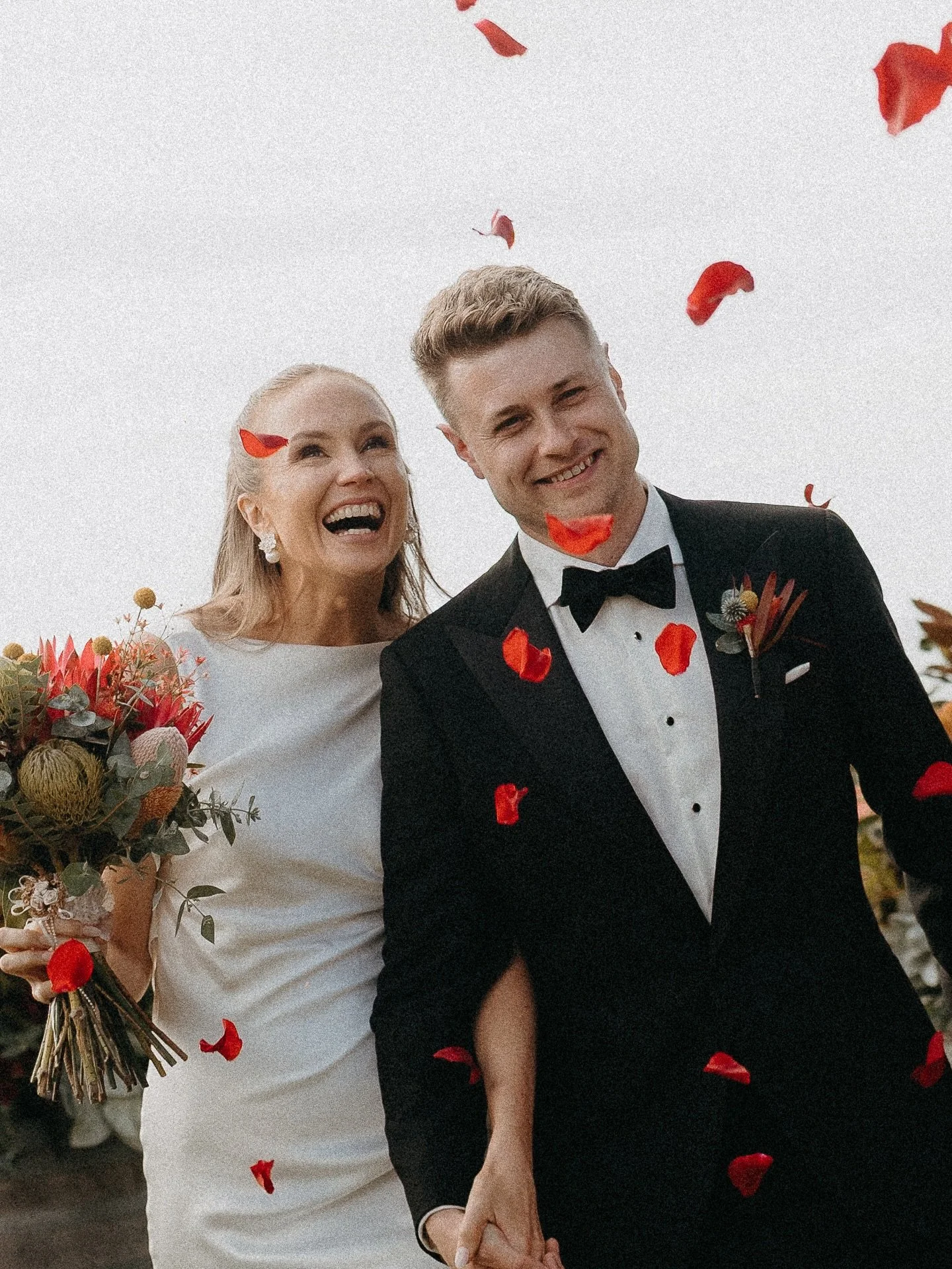 Cele priority: eliciting theseeee ceremony faces! Ahhh Kate and Sam... how your feels and your smiles last week gave me all the feels and smiles too x

📷: @weddingswithryal