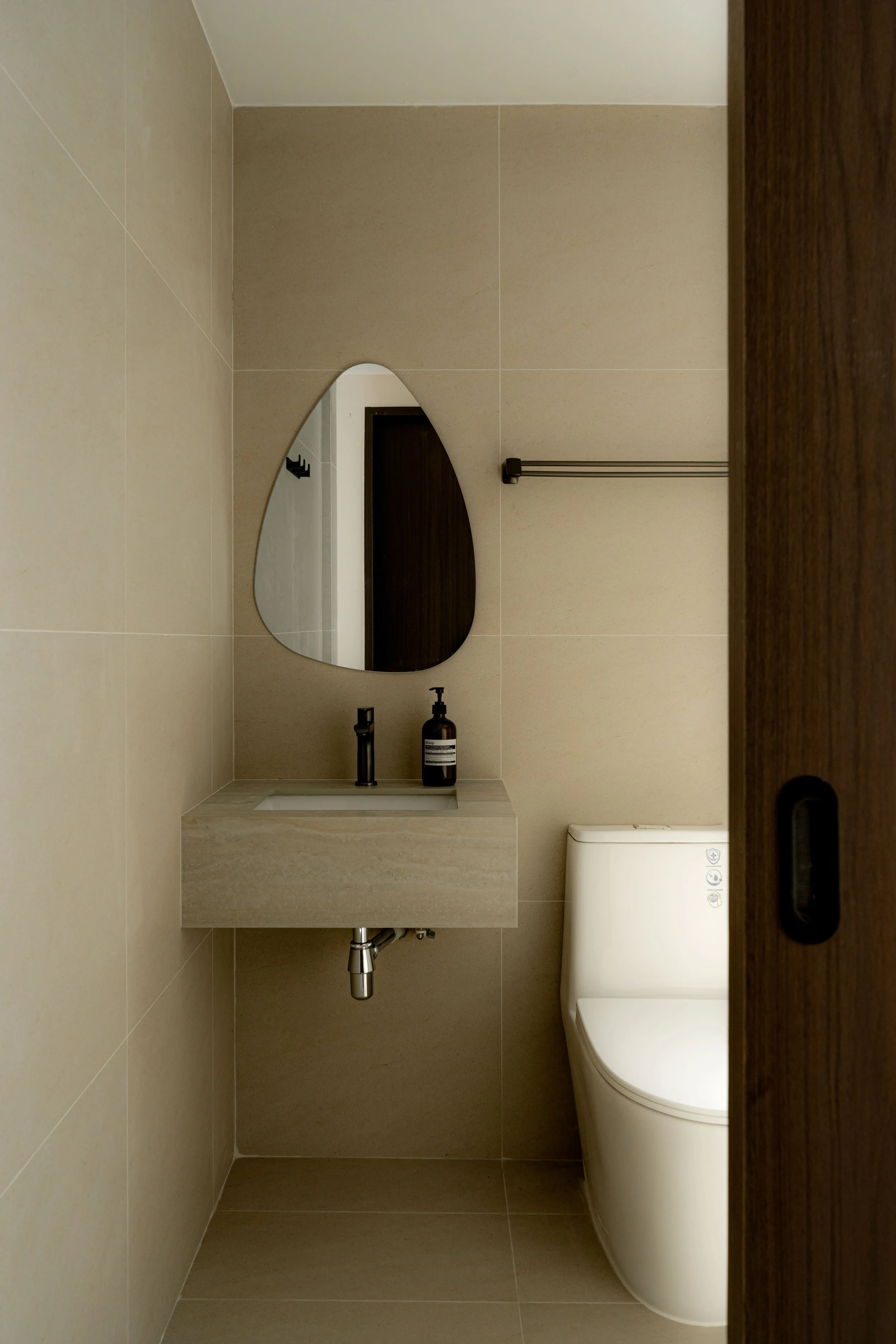 Swift Design Studio-Woodleigh Close Condo Blk #10-03-10.jpg