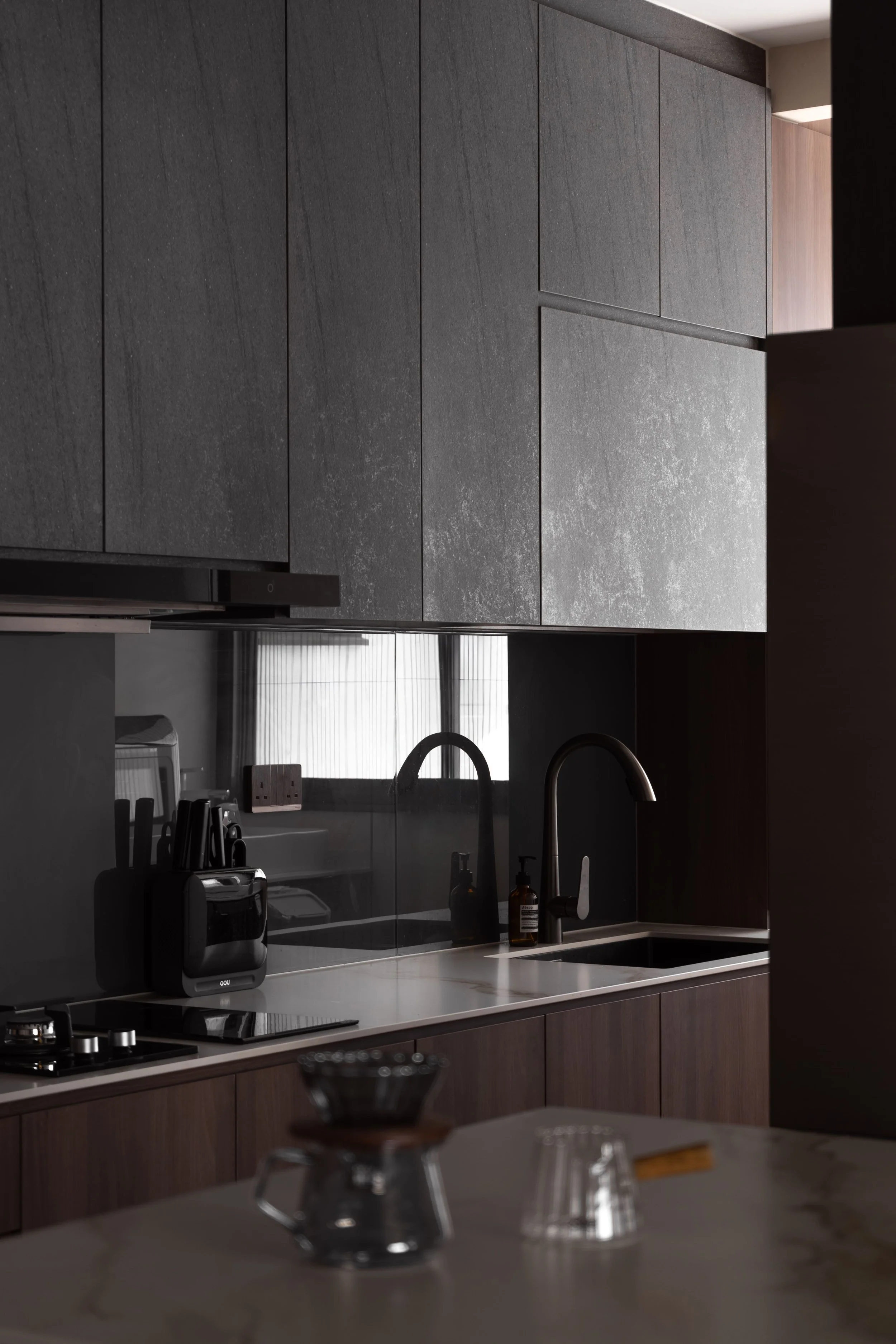 Swift Design Studio-380 Canberra drive #10-407-12.jpg