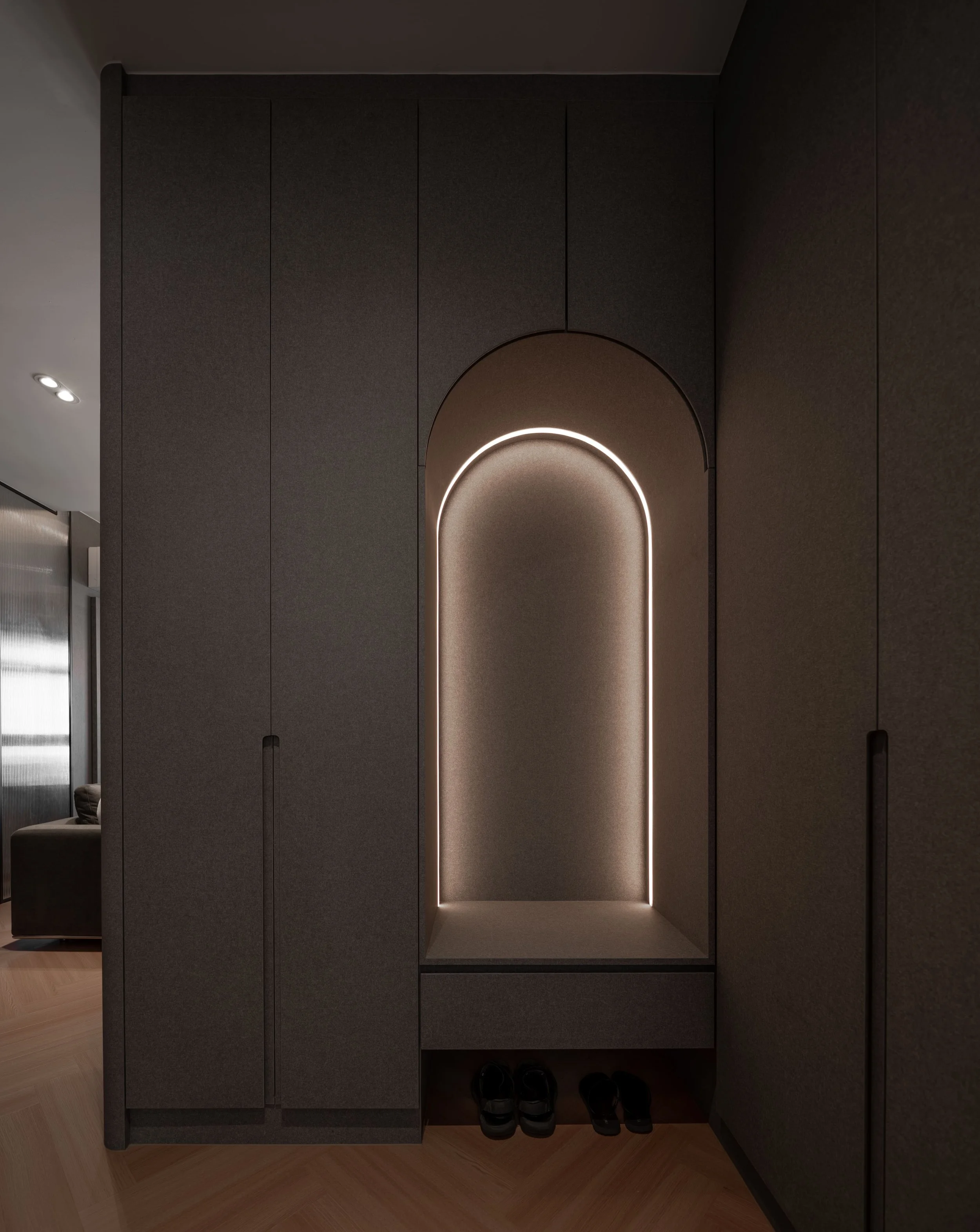 Swift Design Studio-380 Canberra drive #10-407-2.jpg