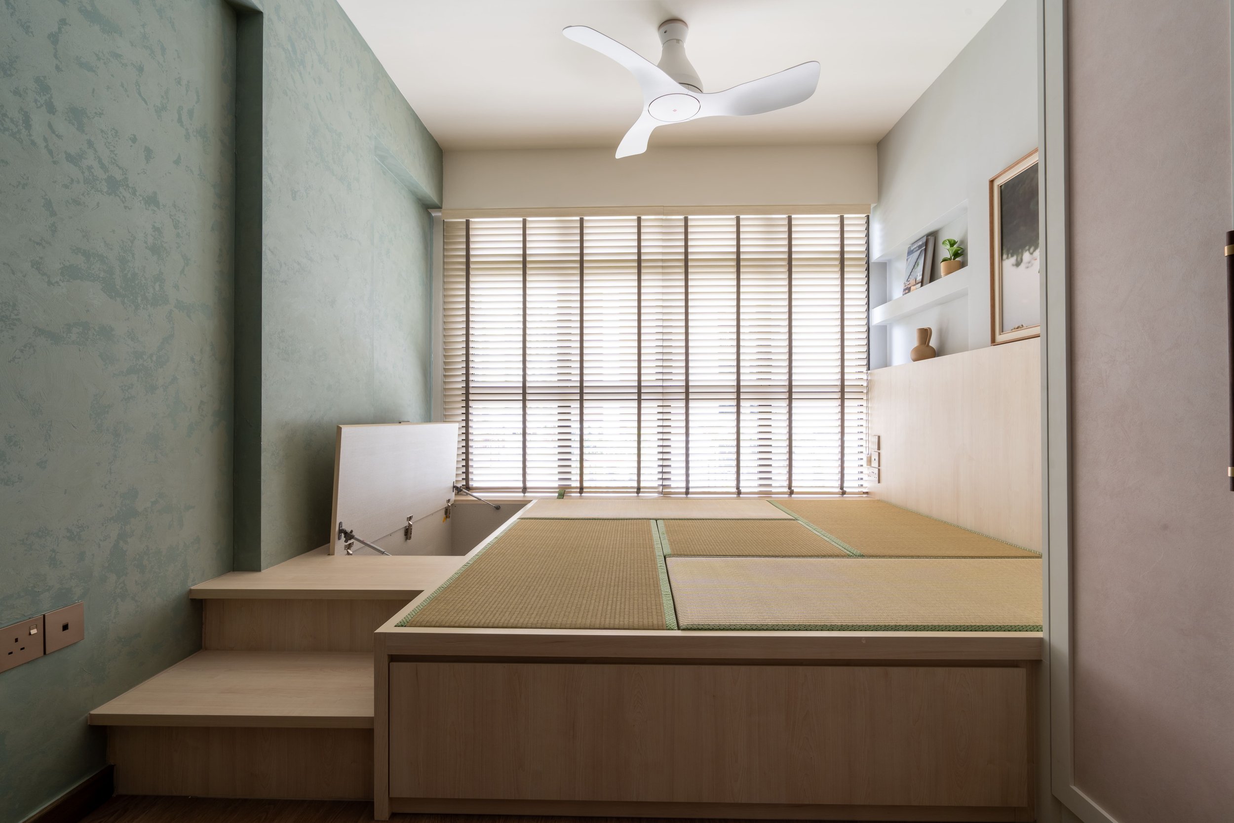 Swift Interior 237B TENGAH GARDEN WALK, #02-418-25.jpg