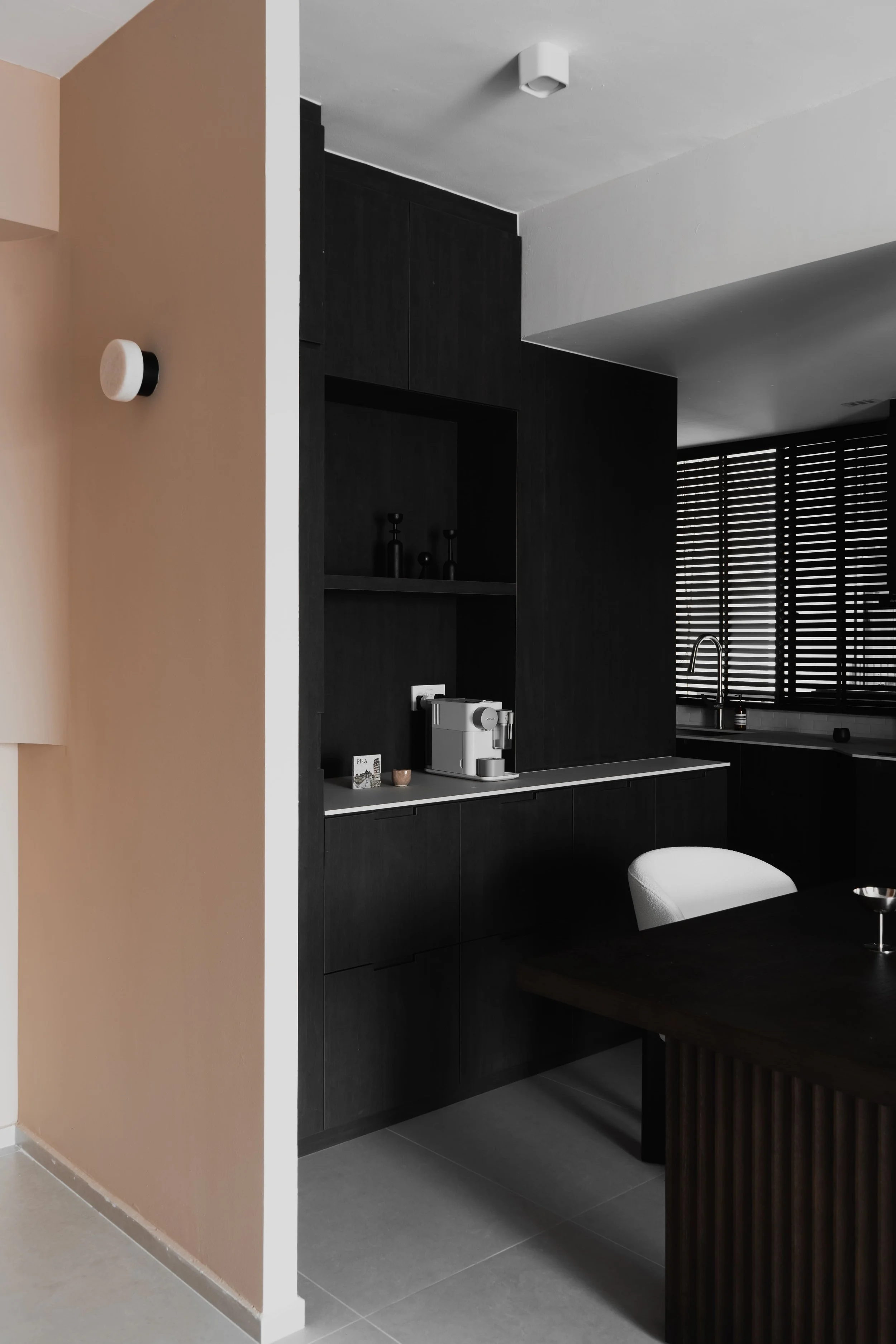 Swift Design Studio-Woodleigh Close Condo Blk #10-03-6.jpg