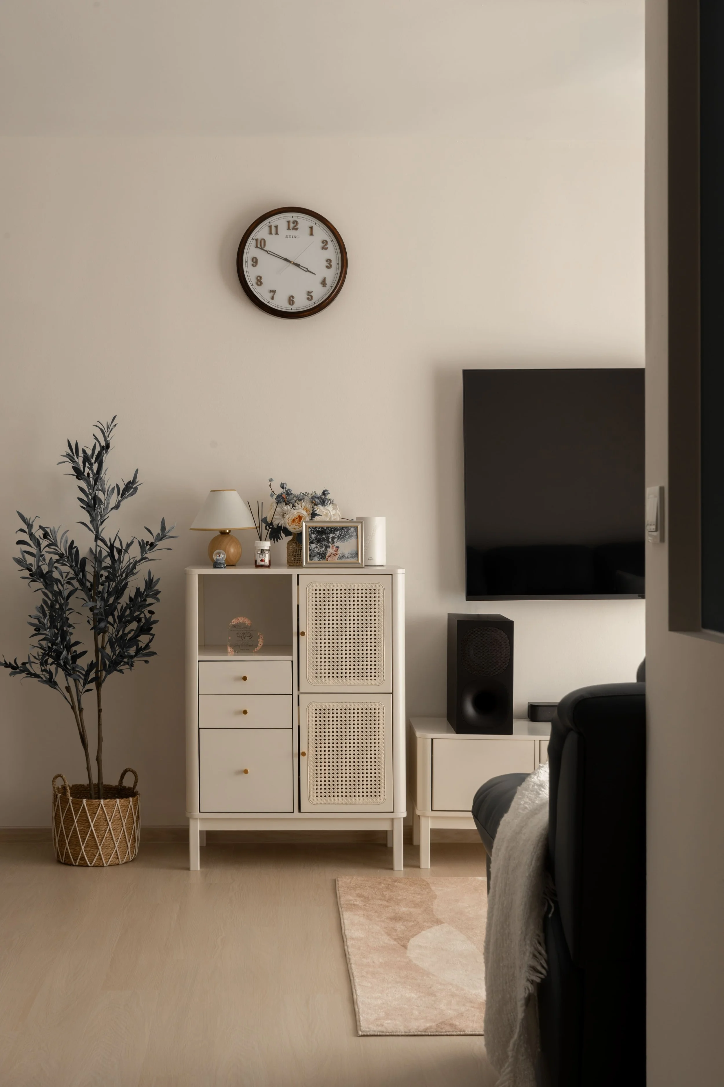 Swift Design Studio- 353 Anchorvale #05-113-2.jpg