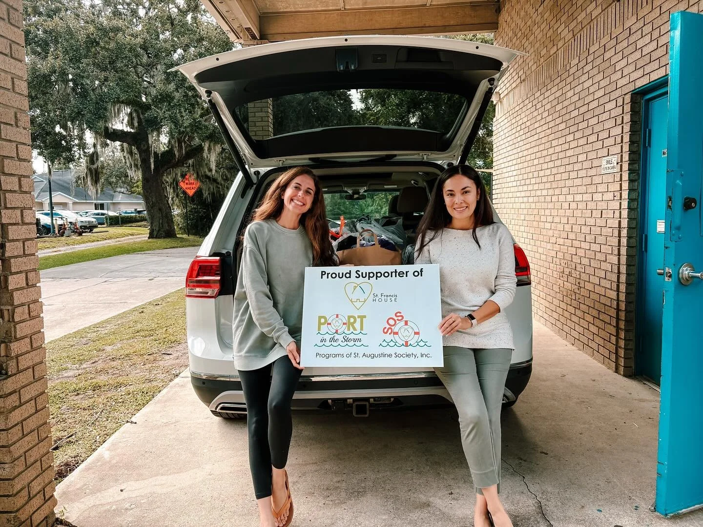 Last night’s Clothing Swap wrapped up with something extra meaningful — we gathered over 20 bags of remaining items and donated them to Port in the Storm, a local program supporting youth experiencing homelessness here in St. Augustine.