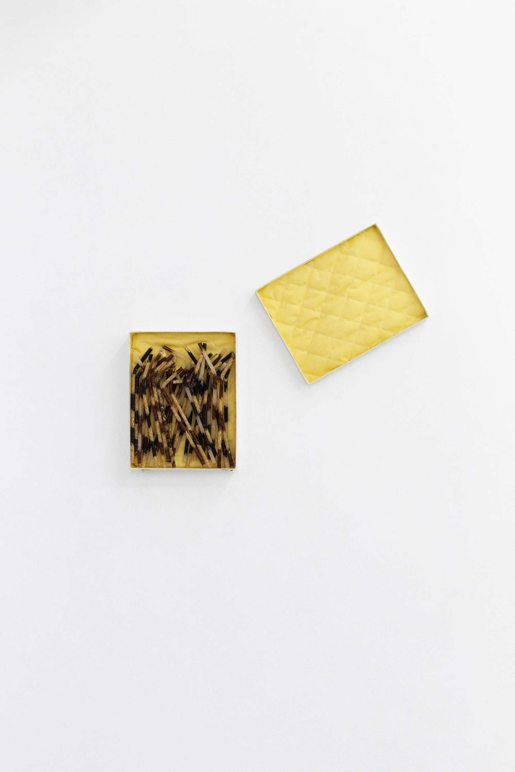 Sami E. Nicolle 
Juego de pajitas, 2026 
Epoxy resin, various types of rice 
Dimensions variable 
