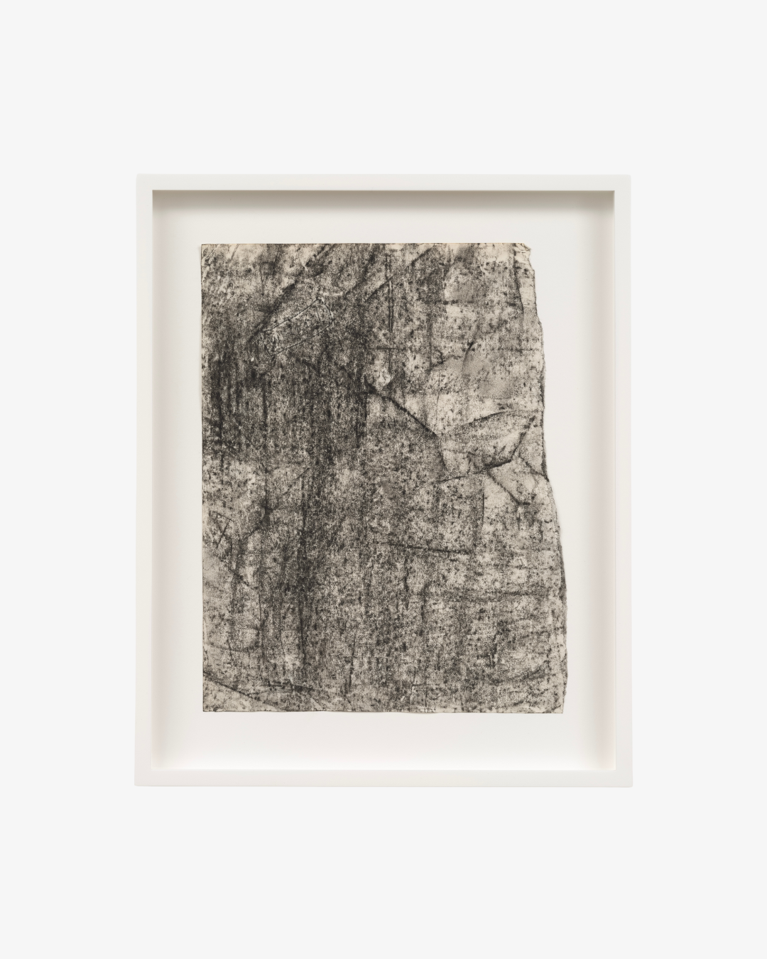 Mo Costello  
Untitled (130 1/2), 2020 
Charcoal on found paper 
26.67 x 20.32 cm 
10.5 in. x 8 in. 