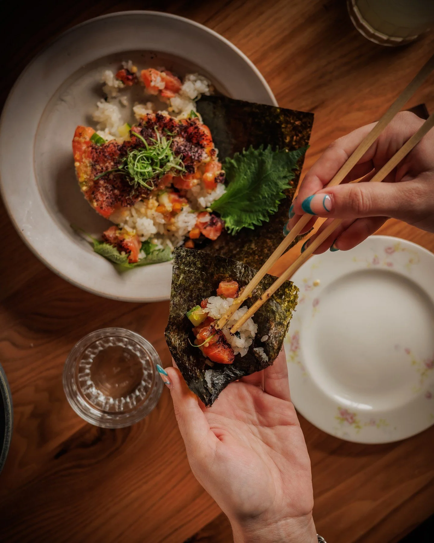 From palm to gone. Sweet heat, bright lift, cool salmon &mdash; fold it tight and don&rsquo;t hesitate.

💥SALMON // honey + lemon kosho, persimmon, shiso.