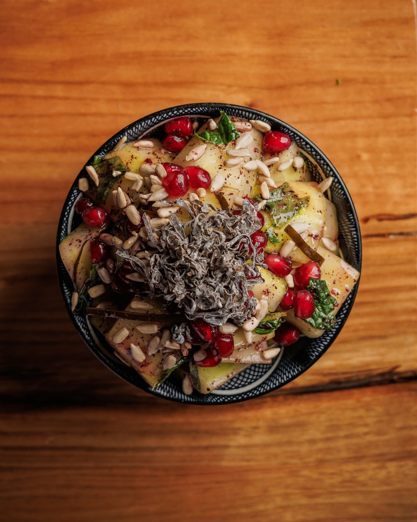 Never just a cucumber.
Cool, sharp, a little sweet, a little sea.

💥 CUCUMBERS // pomegranate, kelp, sunflower, shiso.