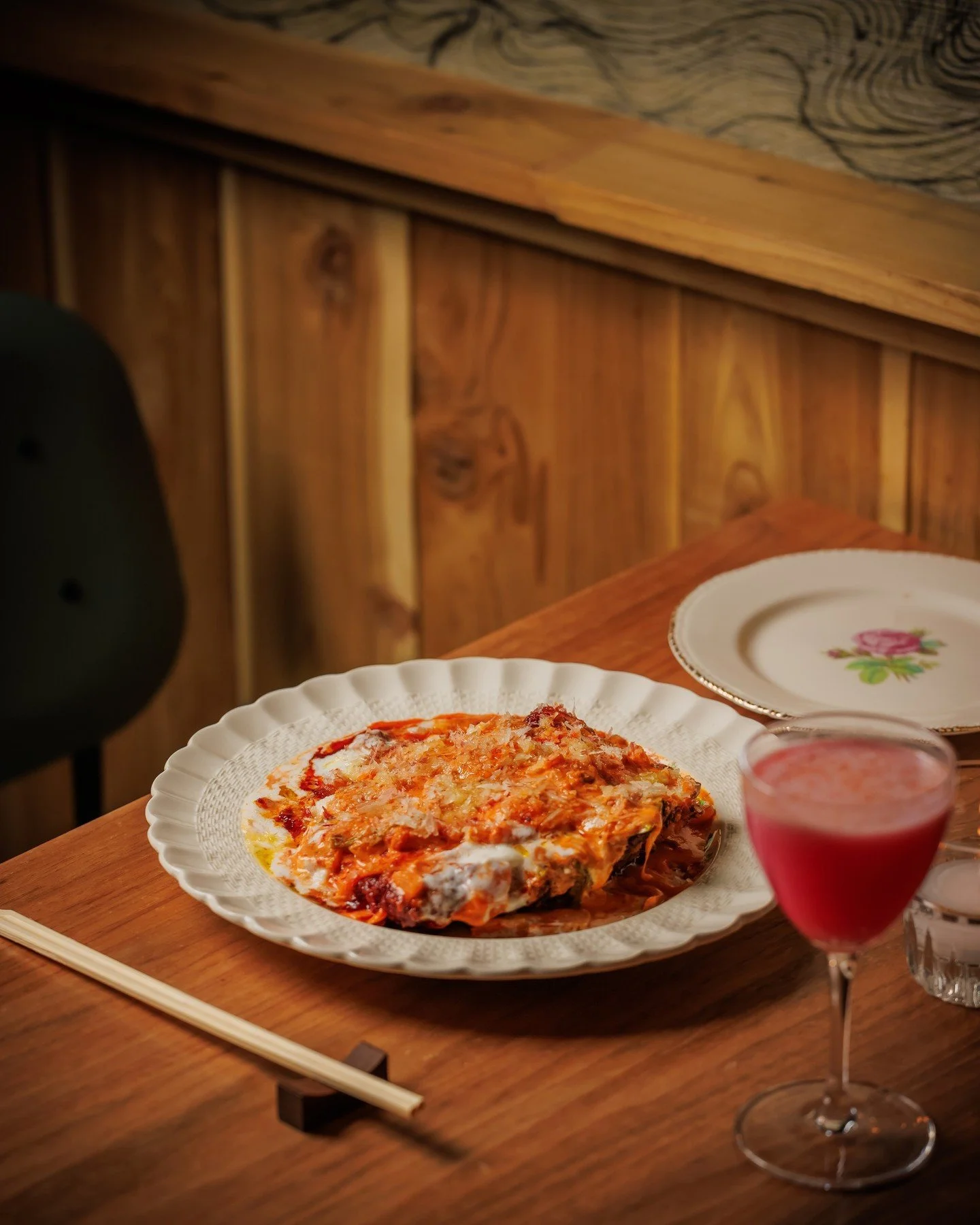 Chicken Katsu Parmigiana has entered the chat.
Crisp. Saucy. Slightly unhinged in the best way.

💥 CHICKEN KATSU PARMIGIANA // kimchi vodka sauce, stracciatella.