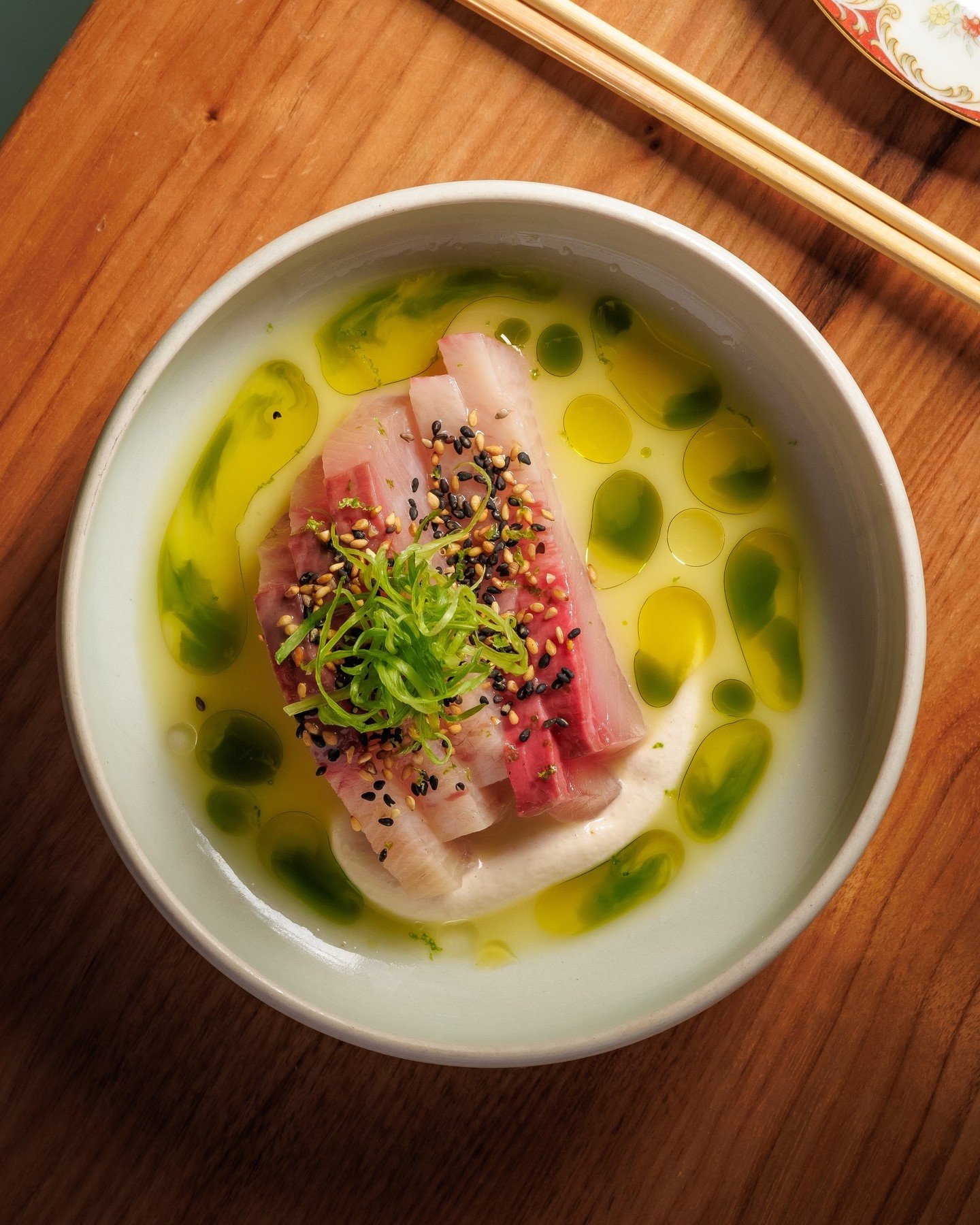 Nama everything right now. No notes.

💥 HAMACHI // cashew sesame, yuzu nage, leek oil.
💥 THREE PIECE // tuna, salmon, hamachi,
okinawa dressing, sesame.
💥 TUNA TATAKI // truffle tosazu, mushroom conserva