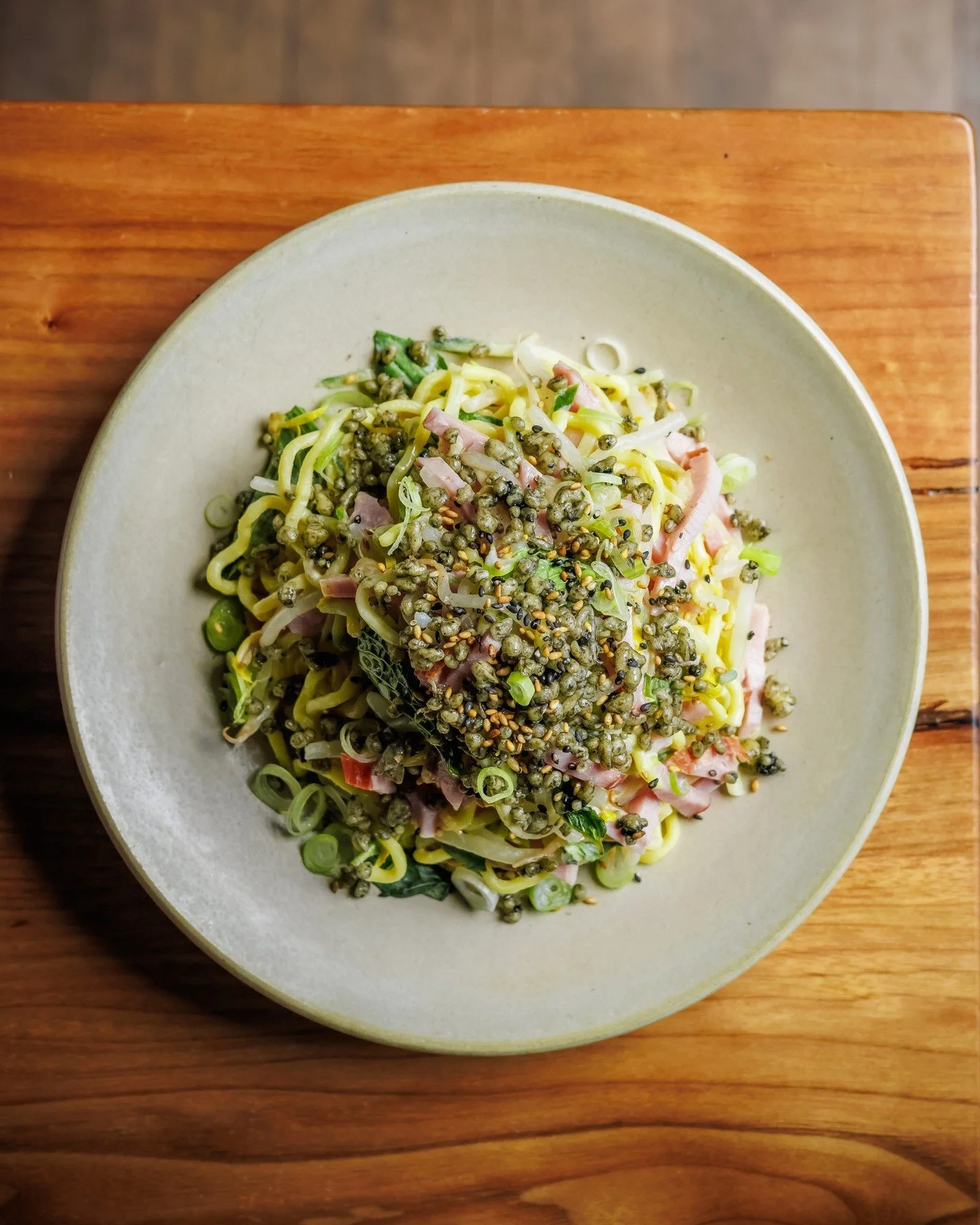 A bowl of chilled noodles fixes more than you&rsquo;d think. Especially these. 

CHILLED NOODLE SALAD // bean sprouts, Kani, tamago, goma tenkashu.