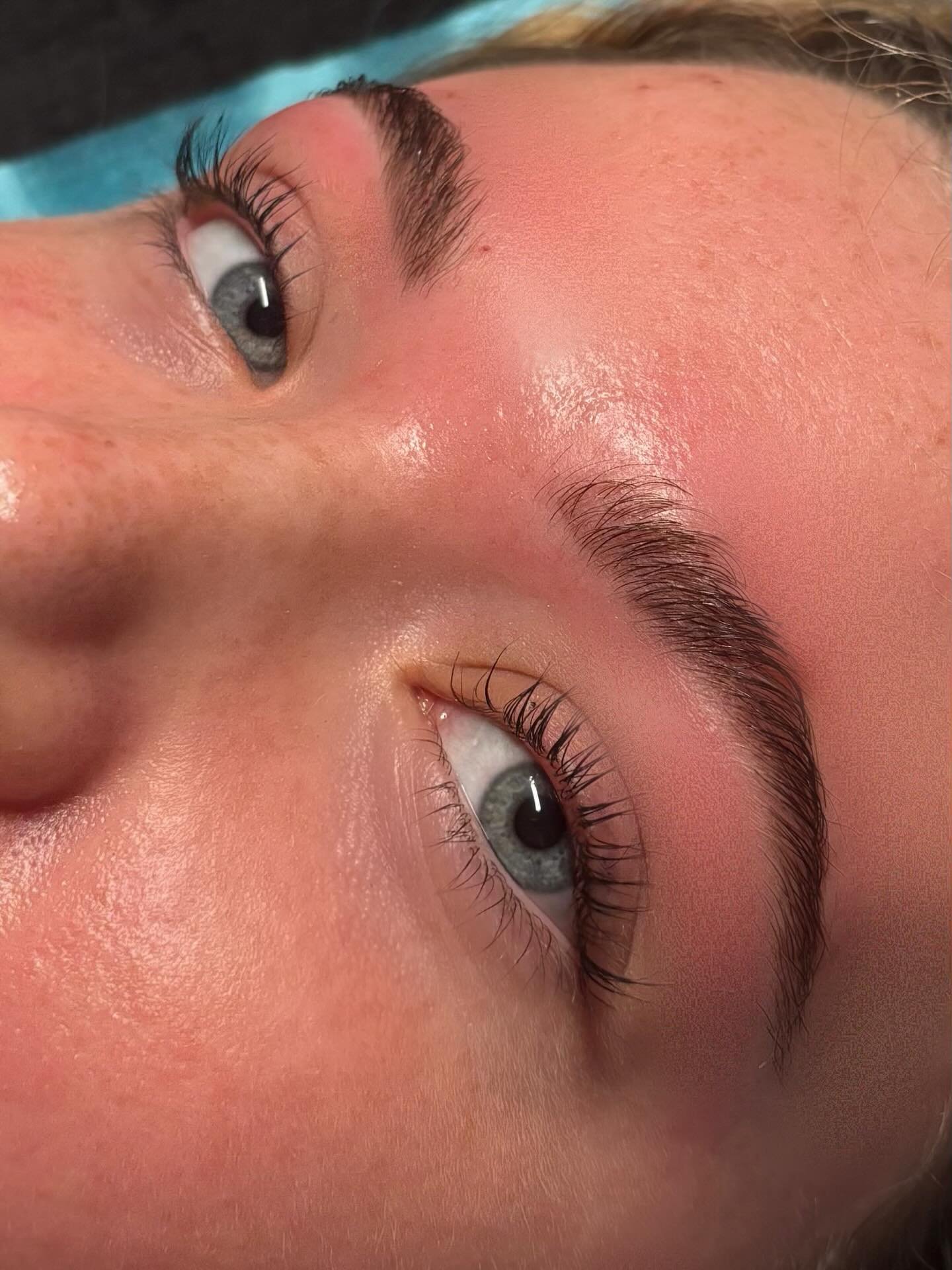 Lash lift and brown lamination and tints before heading on vacation. The perfect way to limit maintenance on a trip and feel your best self. A few spots still open before new years 🩵💙

#smallbusiness #nanaimo #lashlift #browlami