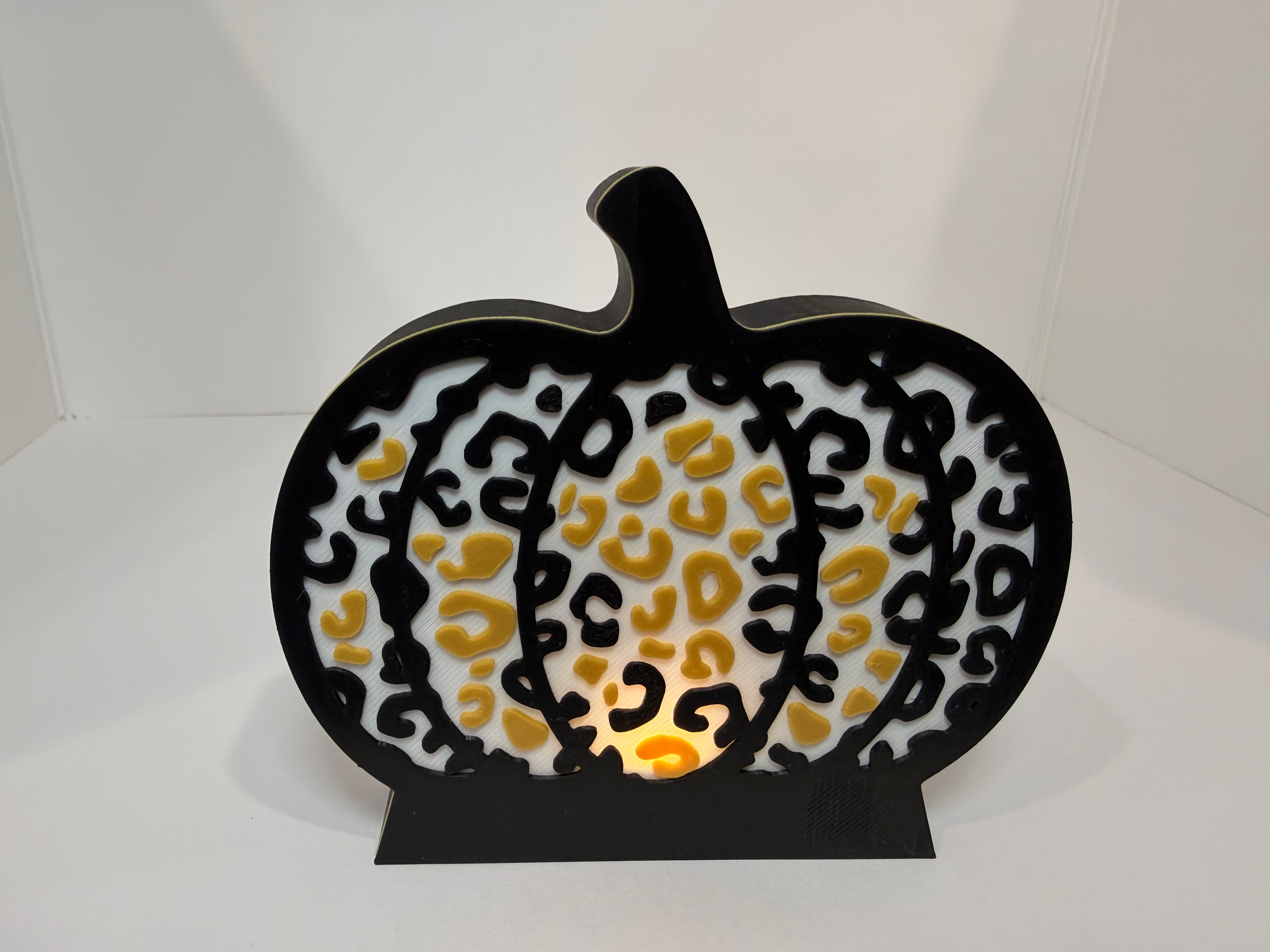 Leopard Pumpkin Silhouette Lights
