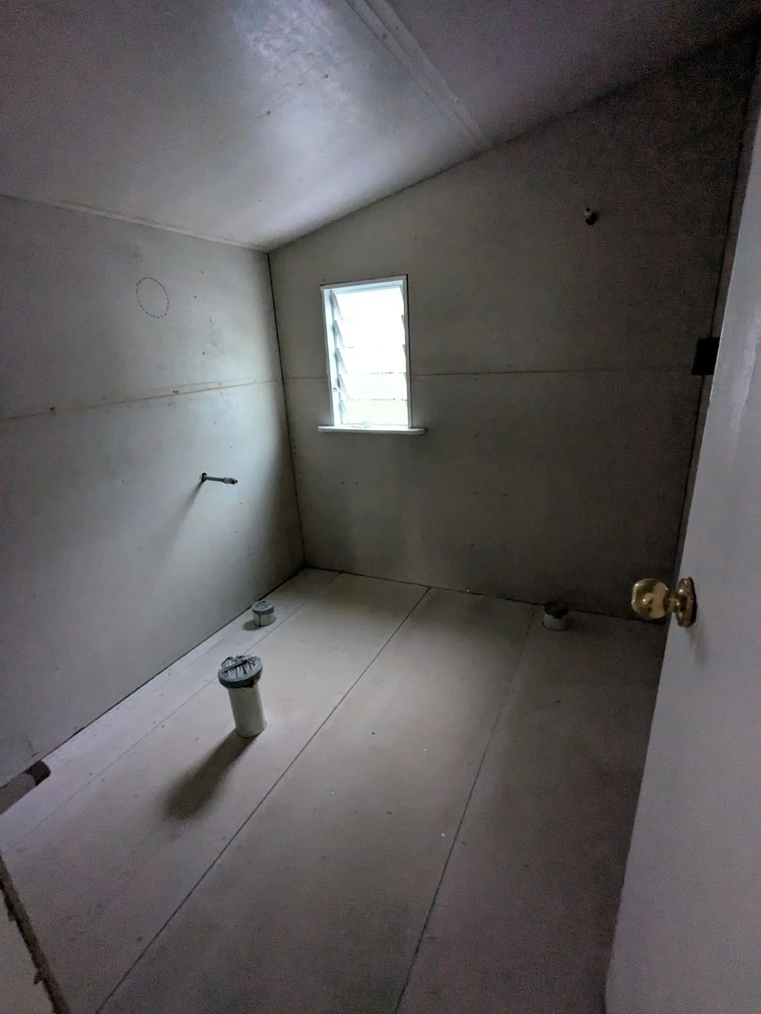 Bathroom Lining Noosa Carpentry.jpg