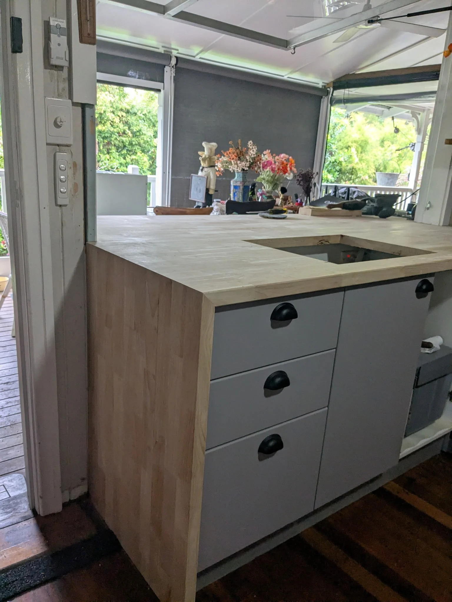 Timber Benchtop Noosa Carpentry.jpg