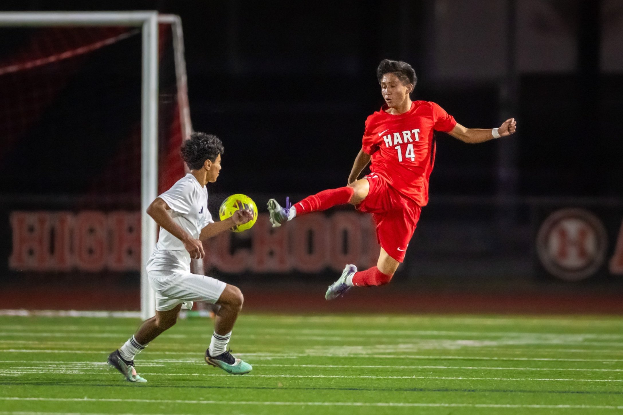 HART Defeats #2 Saugus