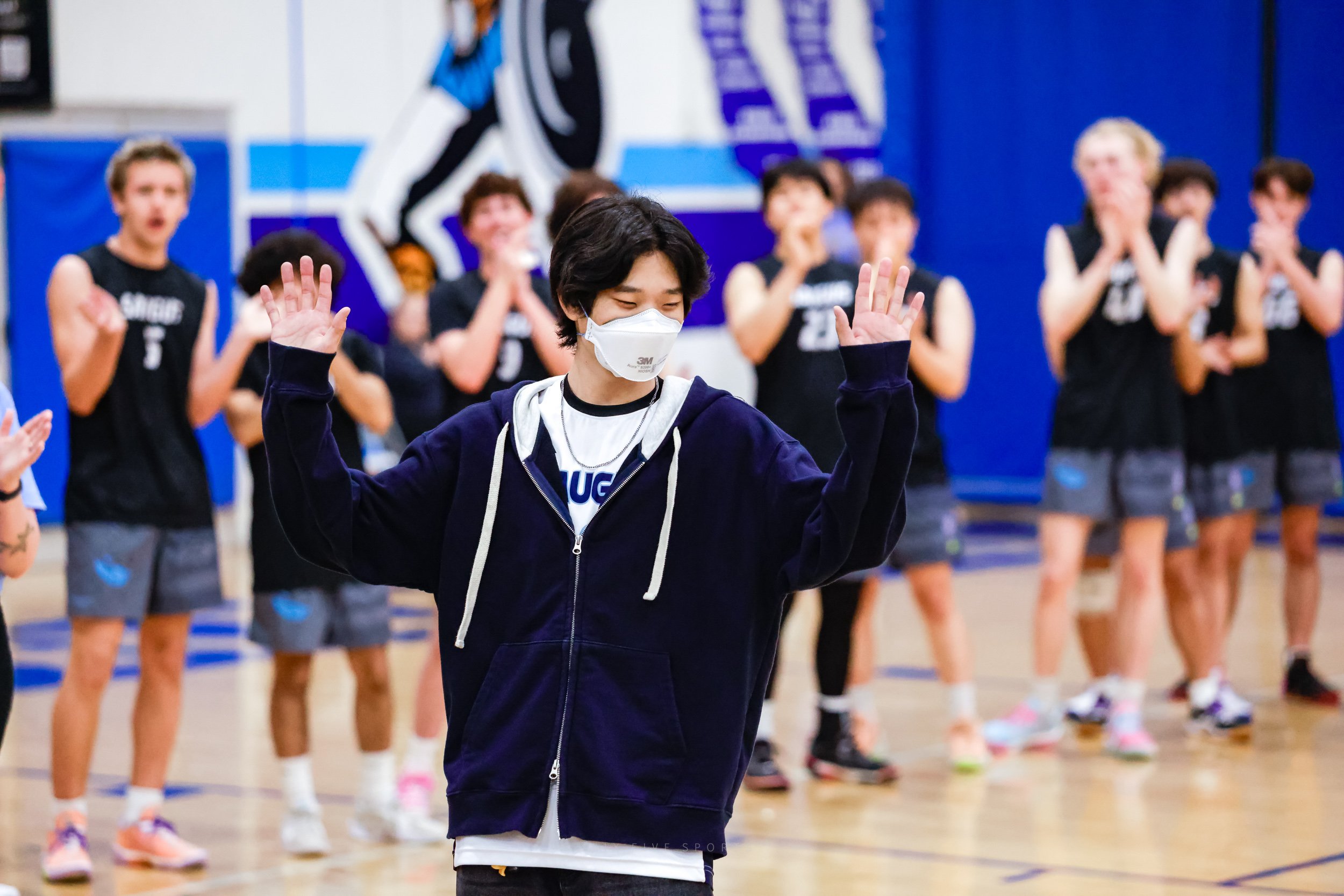 Saugus Hosts Valencia Boys Volleyball